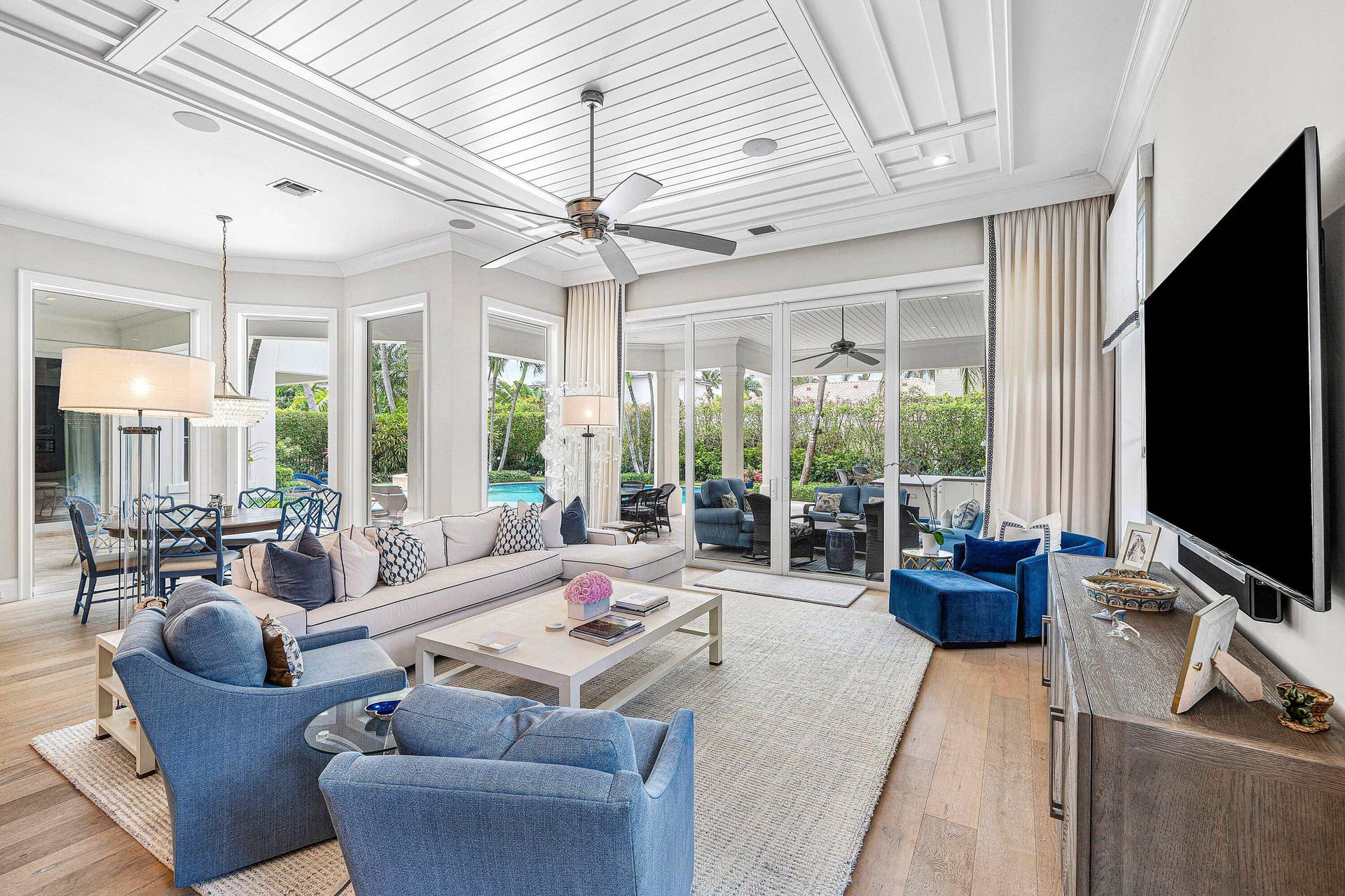 2249 E Maya Palm Drive, Boca Raton, FL 33432 FAMILY ROOM