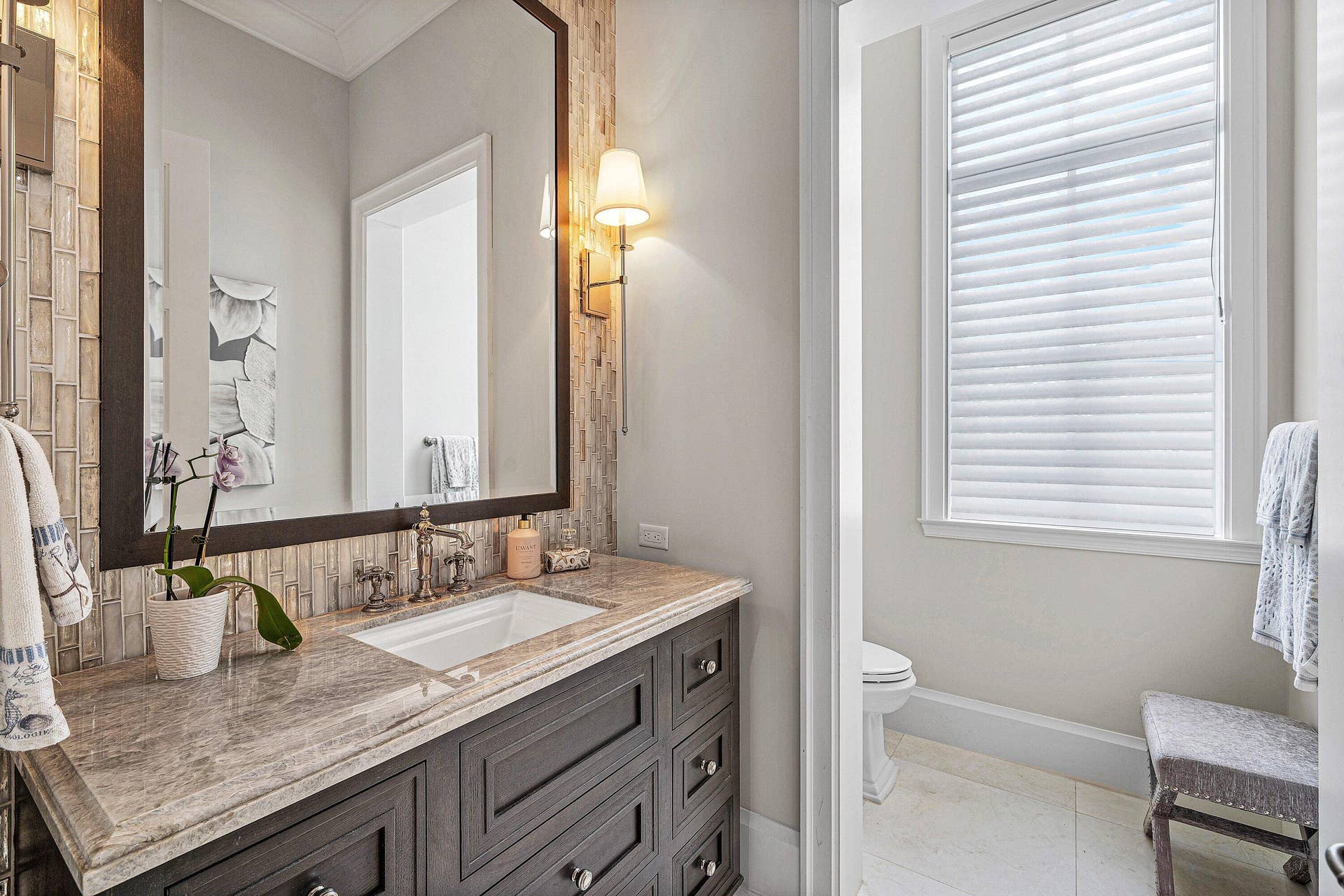 2249 E Maya Palm Drive, Boca Raton, FL 33432 POWDER ROOM