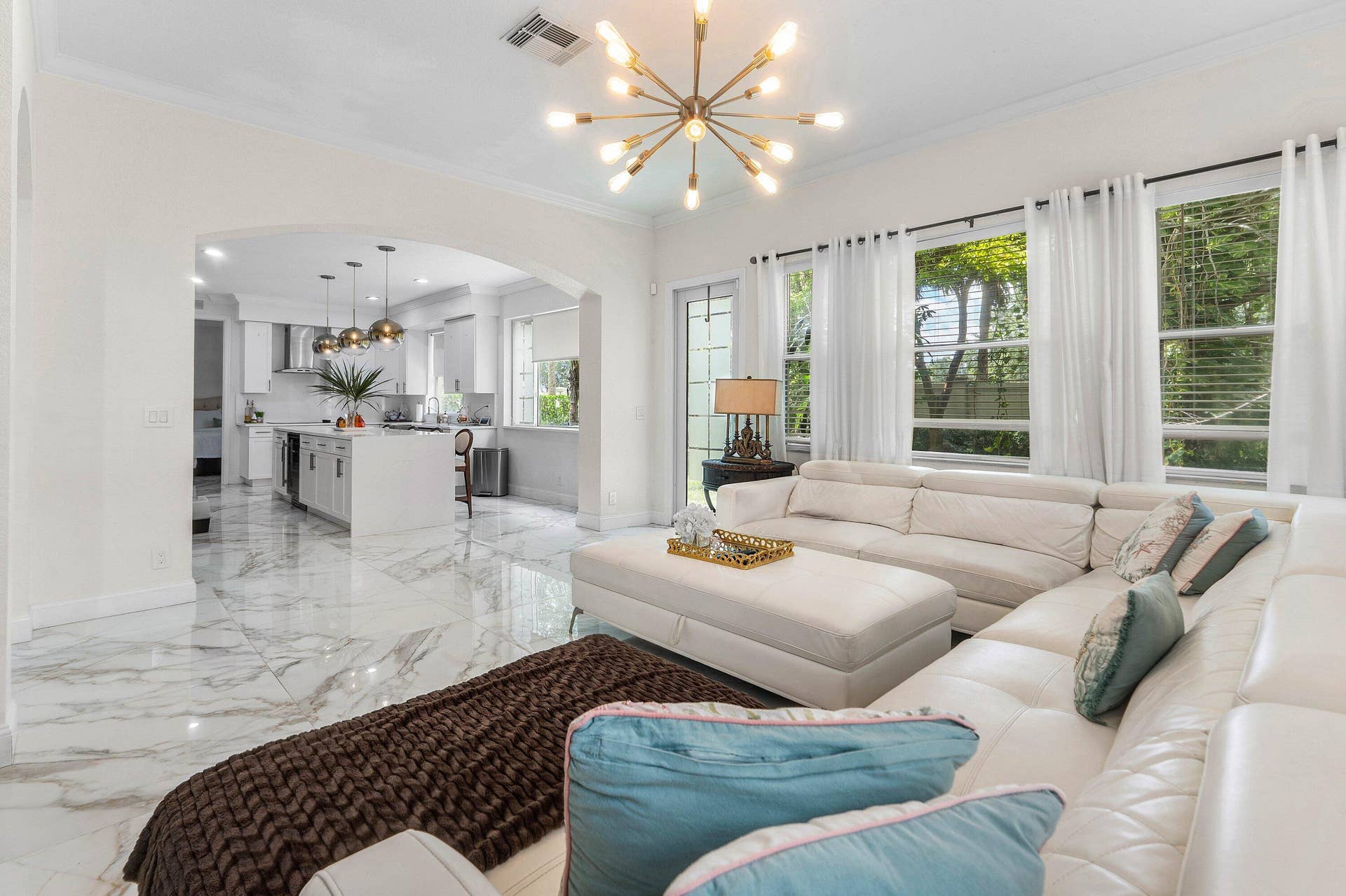 599 Cresta Circle, West Palm Beach, FL 33413 014-599CrestaCircle-WestPalmBeach-FL-334