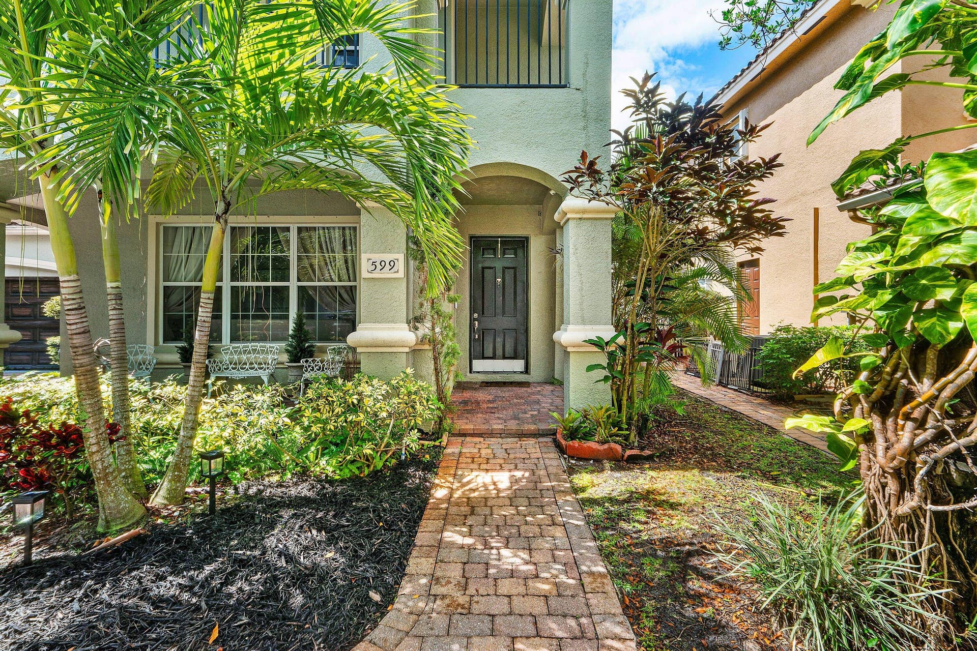 599 Cresta Circle, West Palm Beach, FL 33413 004-599CrestaCircle-WestPalmBeach-FL-334