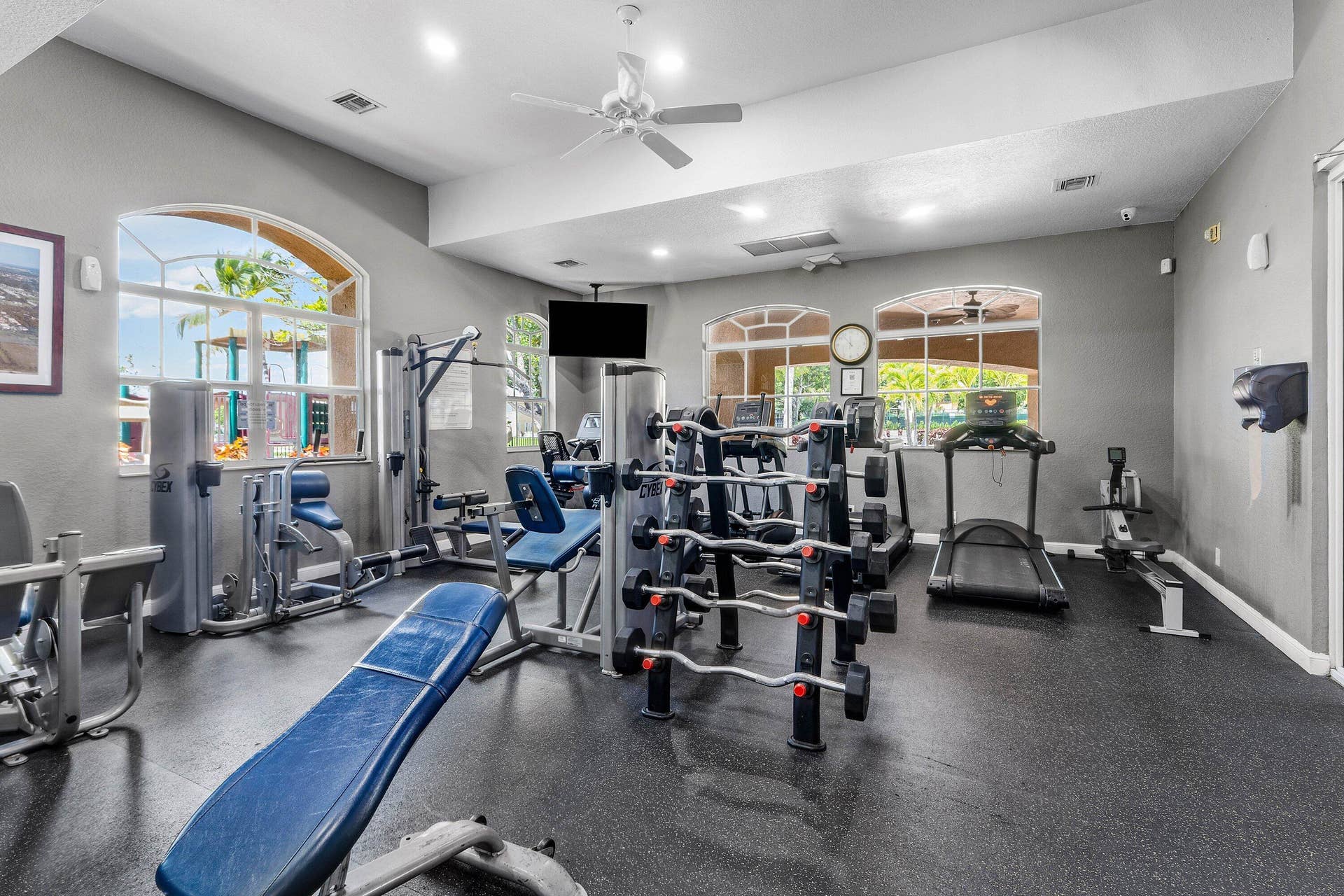 599 Cresta Circle, West Palm Beach, FL 33413 042-599CrestaCircle-WestPalmBeach-FL-334