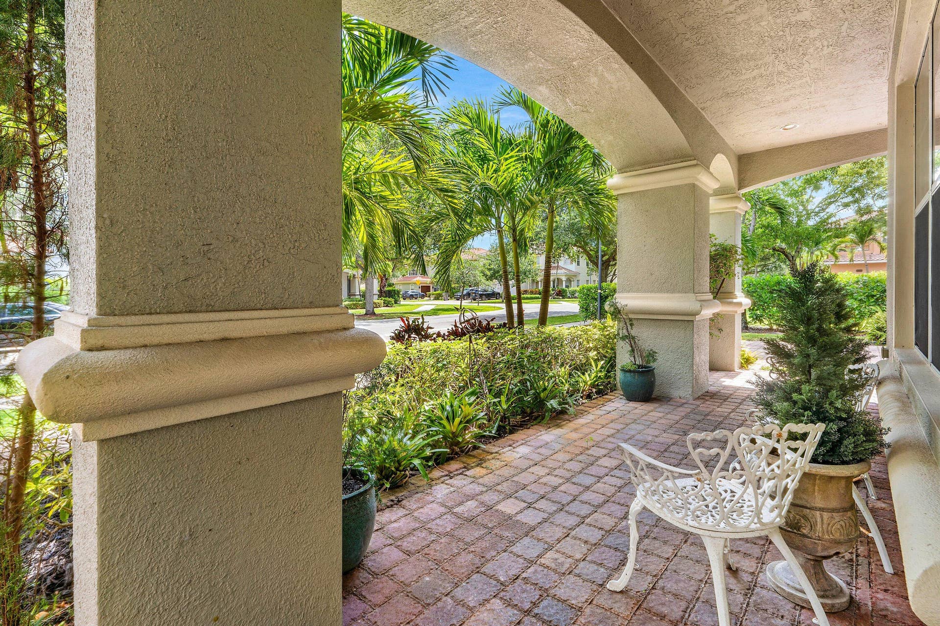 599 Cresta Circle, West Palm Beach, FL 33413 005-599CrestaCircle-WestPalmBeach-FL-334