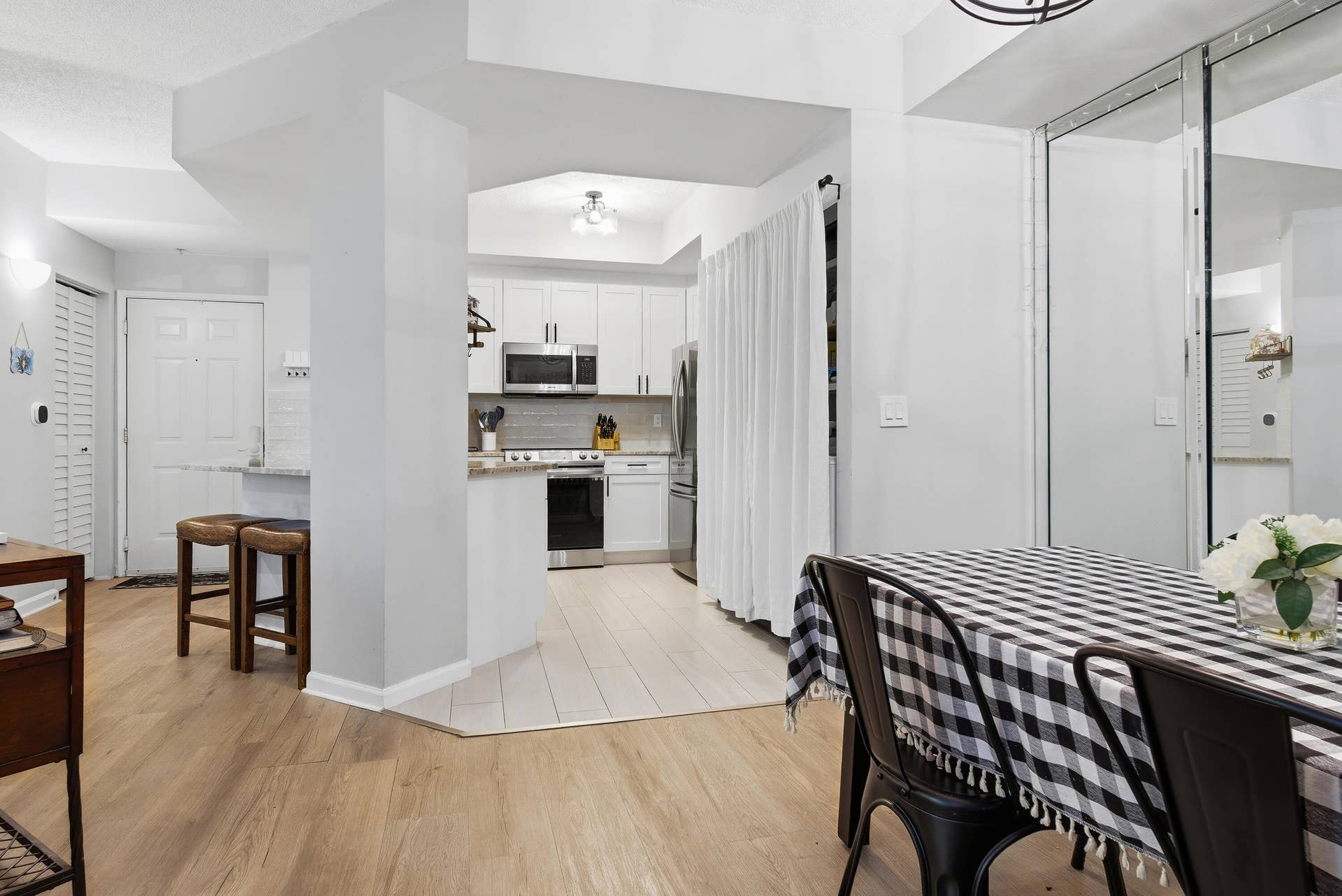 780-S-SAPODILLA-AVE-APT-104-33401-011