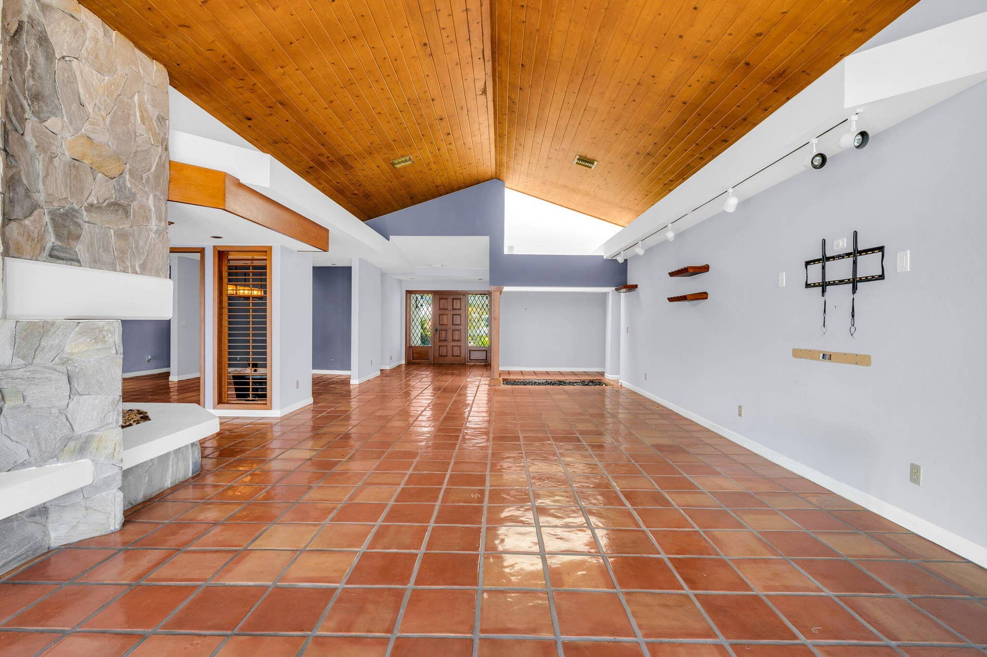 10-web-or-mls-photo-10