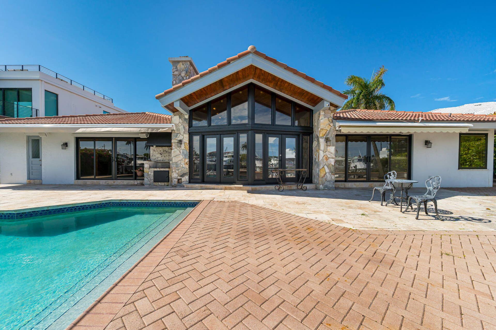 26-web-or-mls-photo-26
