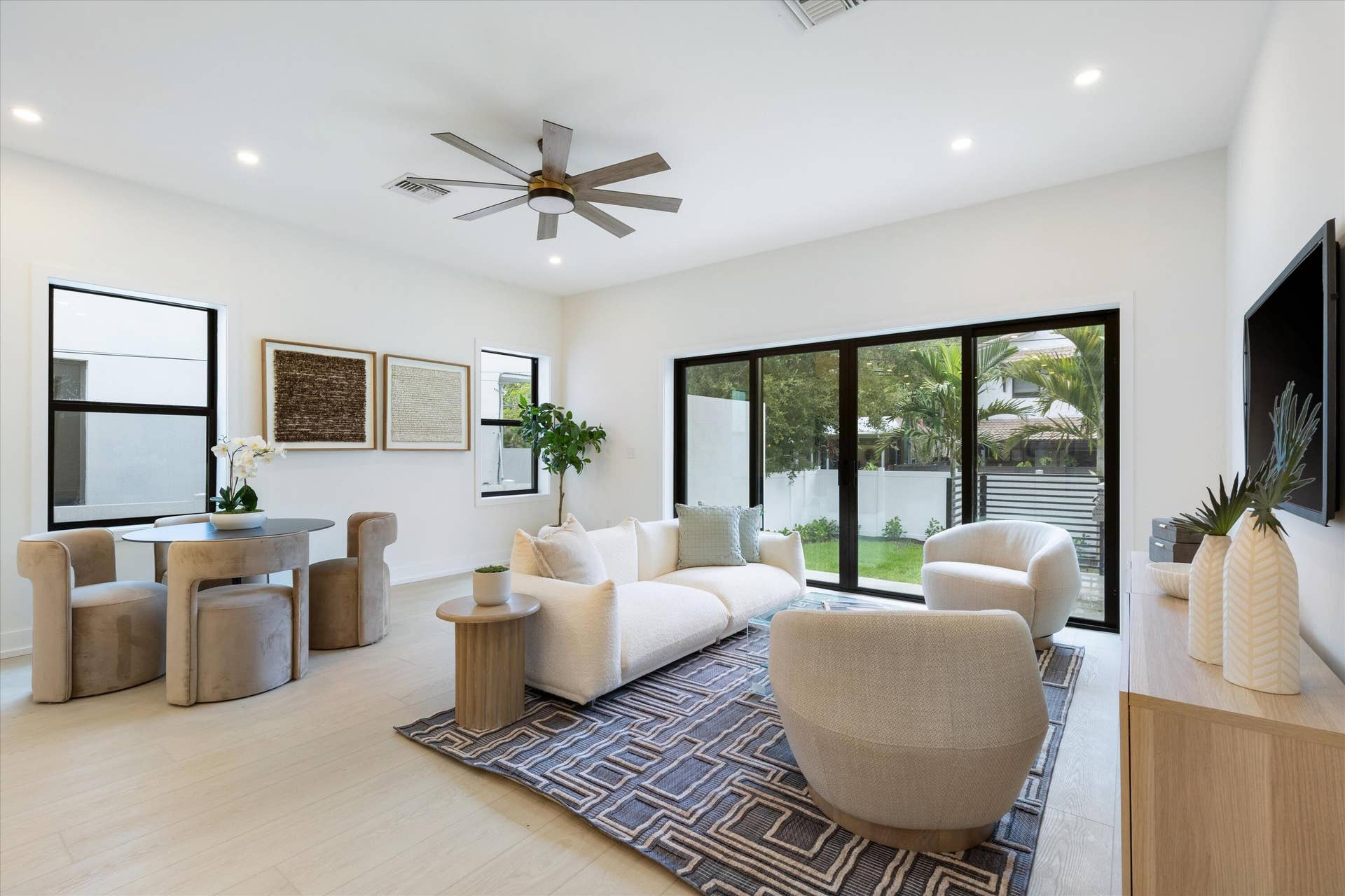507 SW 11th Street, Fort Lauderdale, FL 33315 21-509 SW 11th Street Ft. Lauderdale, FL