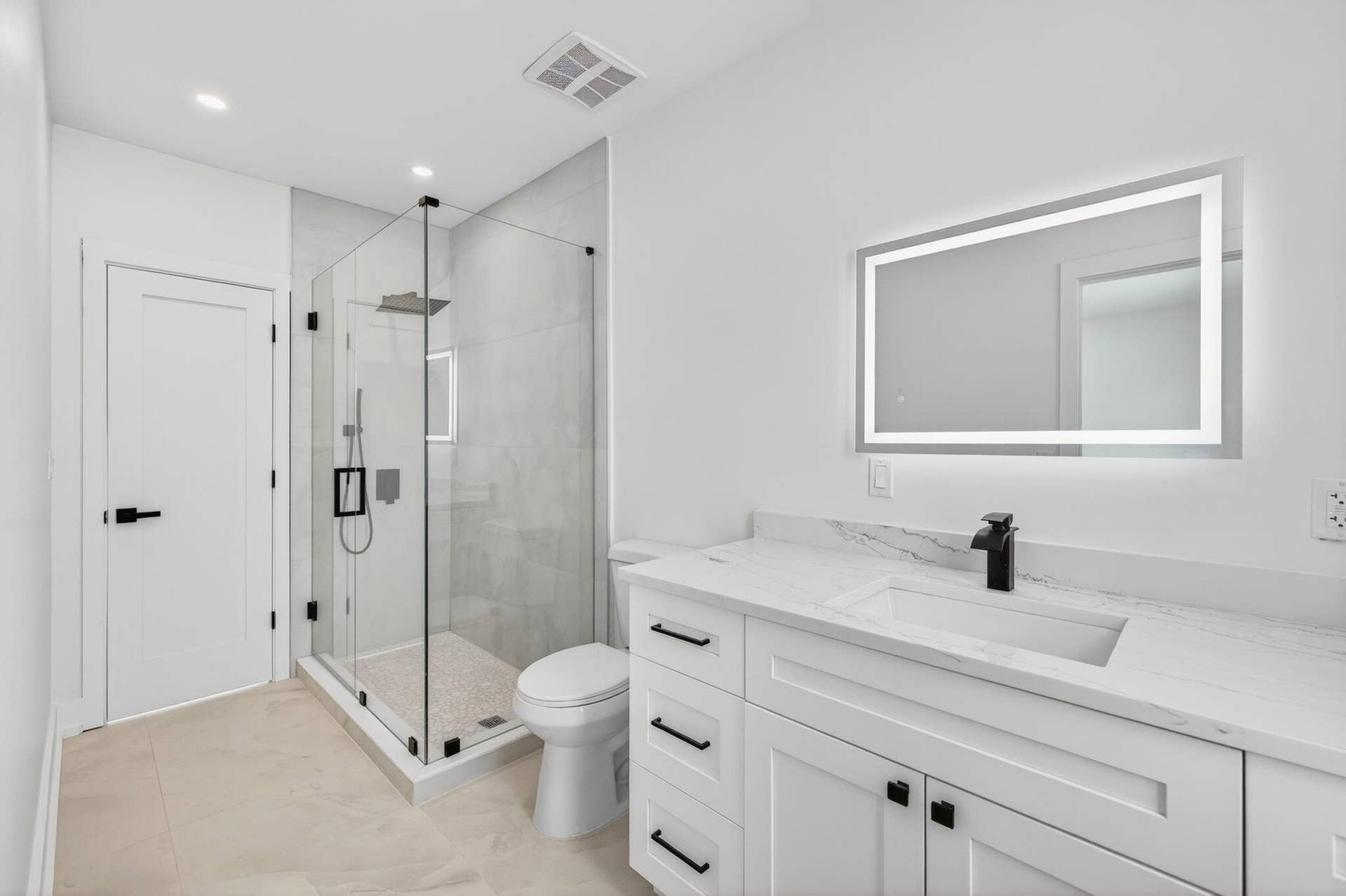 507 SW 11th Street, Fort Lauderdale, FL 33315 41-web-or-mls-699A8860
