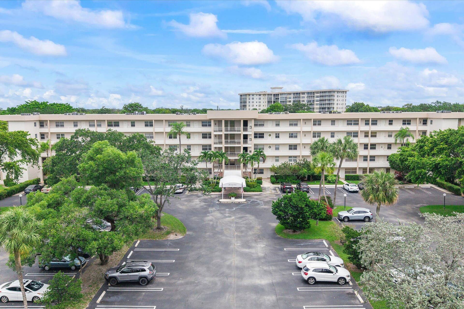 3900 Oaks Clubhouse Drive, #110, Pompano Beach, FL 33069 42-3900 Oaks Clubhouse Drive_042