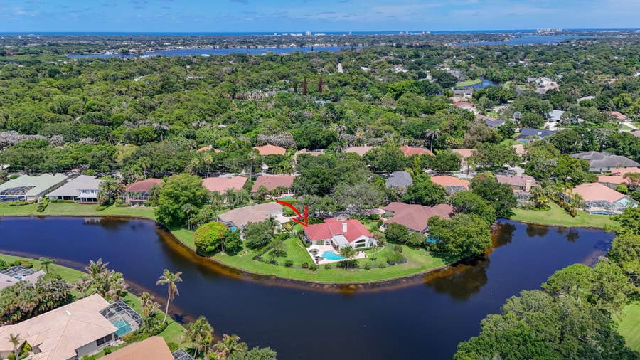 Property photo for 134 Gothic Circle, Jupiter, FL