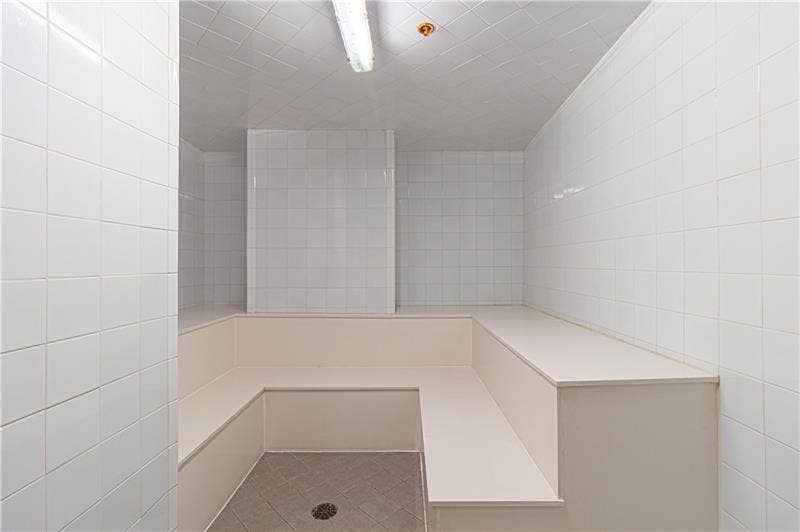 511 SE 5th Avenue, #2409, Fort Lauderdale, FL 33301 32