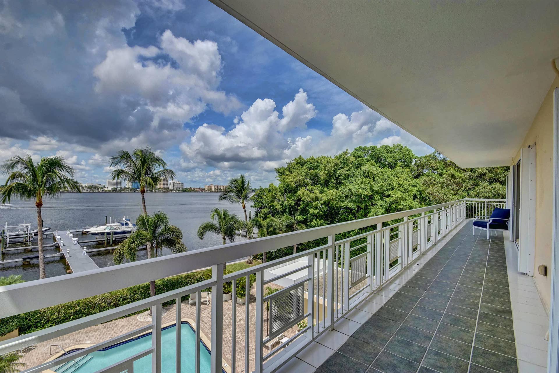 250 Bradley Place, #408, Palm Beach, FL 33480 56' balcony
