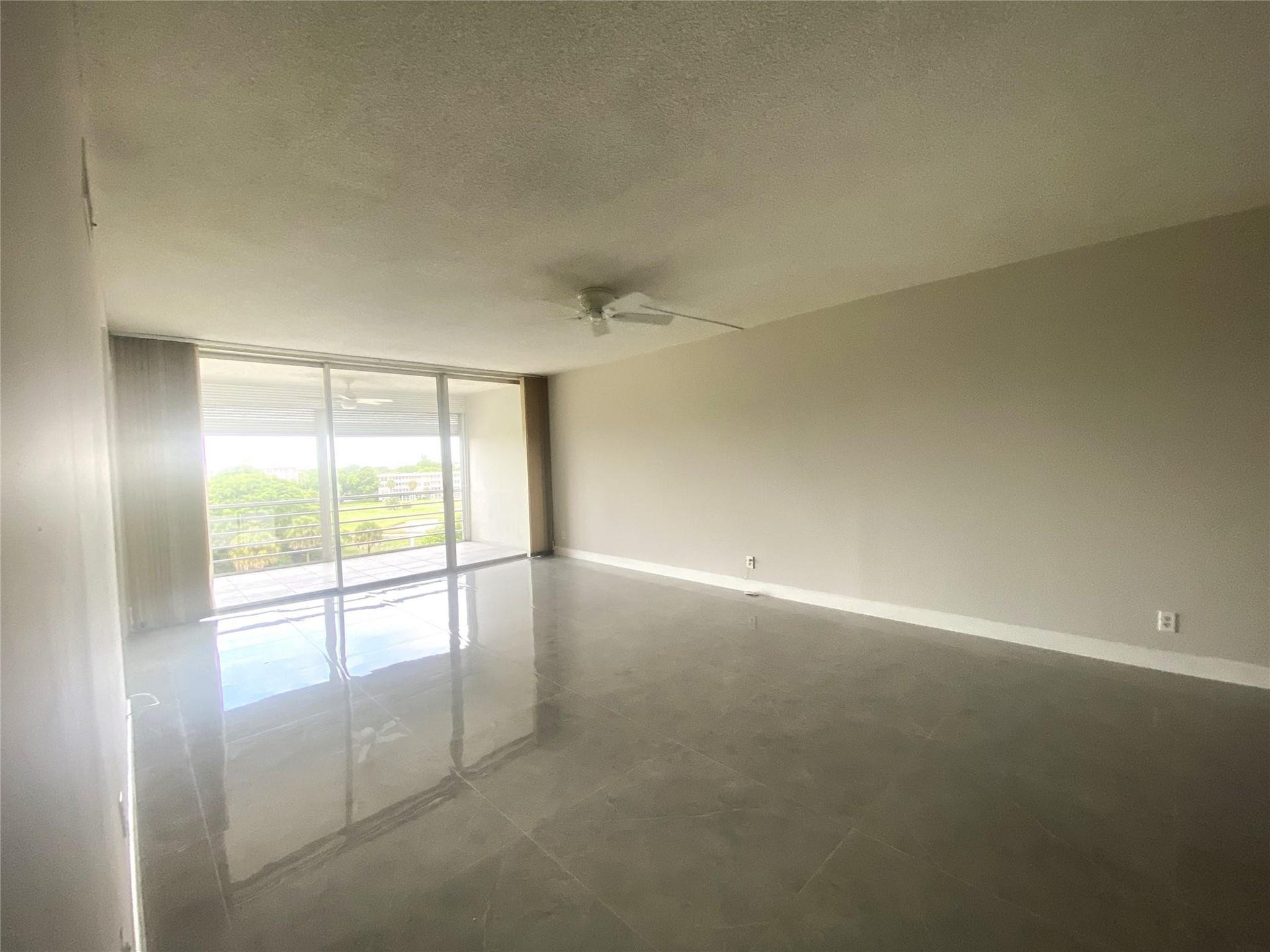 2671 S Course Drive, #602, Pompano Beach, FL 33069 Photo 2