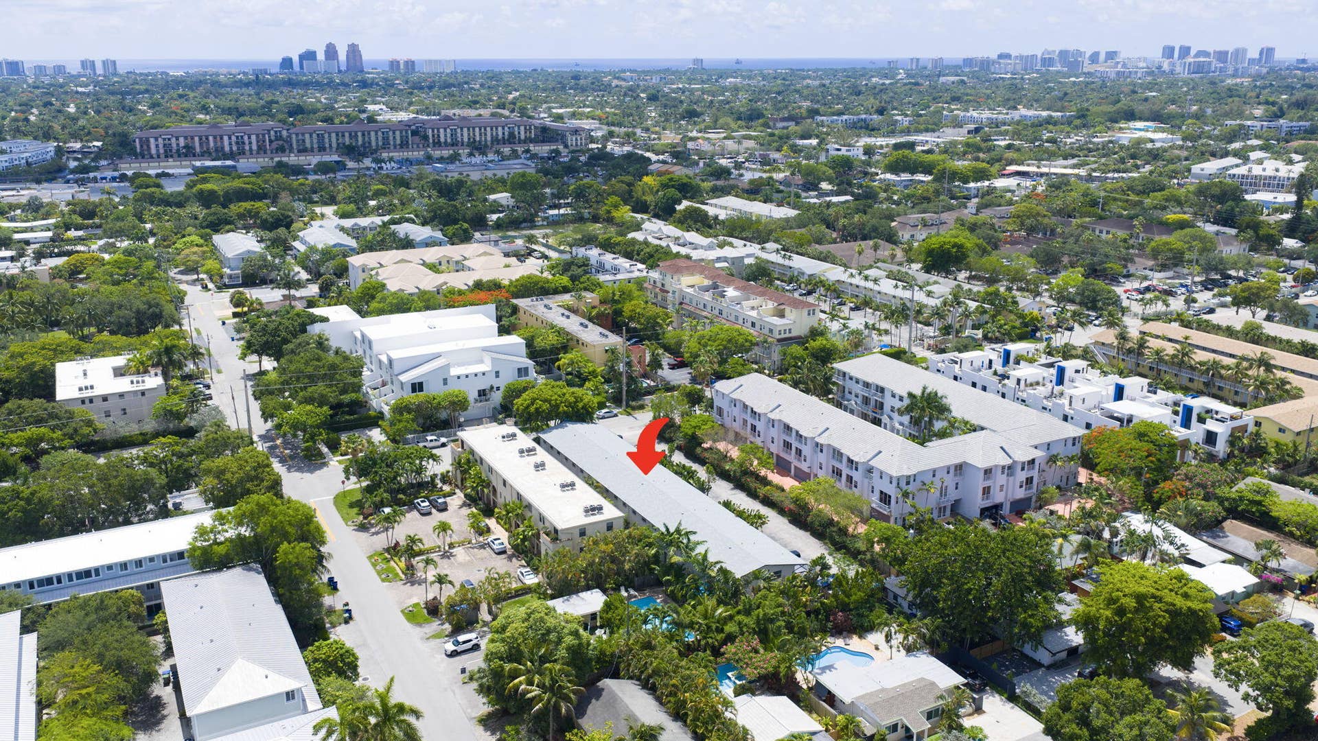 2741 NE 8th Avenue, #15, Wilton Manors, FL 33334 22-web-or-mls-DJI_20260608234922_0364_D