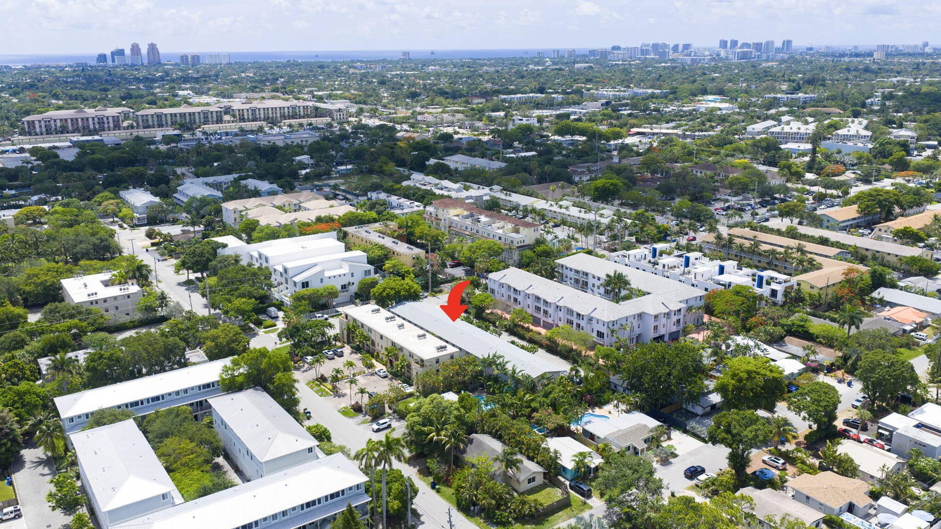 2741 NE 8th Avenue, #15, Wilton Manors, FL 33334 25-web-or-mls-DJI_20260608235053_0369_D
