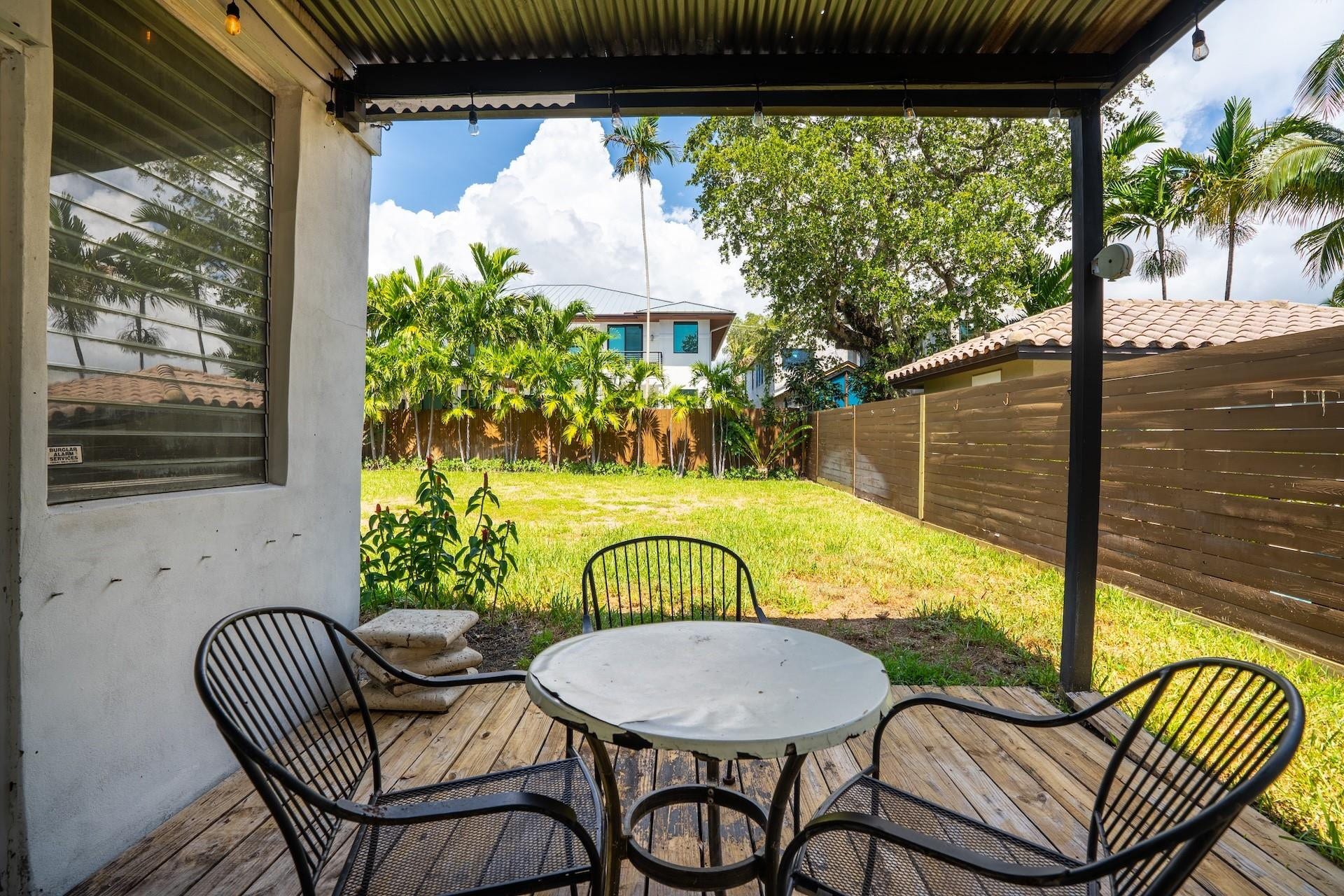 15 S Victoria Park Road, Fort Lauderdale, Fort Lauderdale, FL 33301 covered outdoor space with utility room