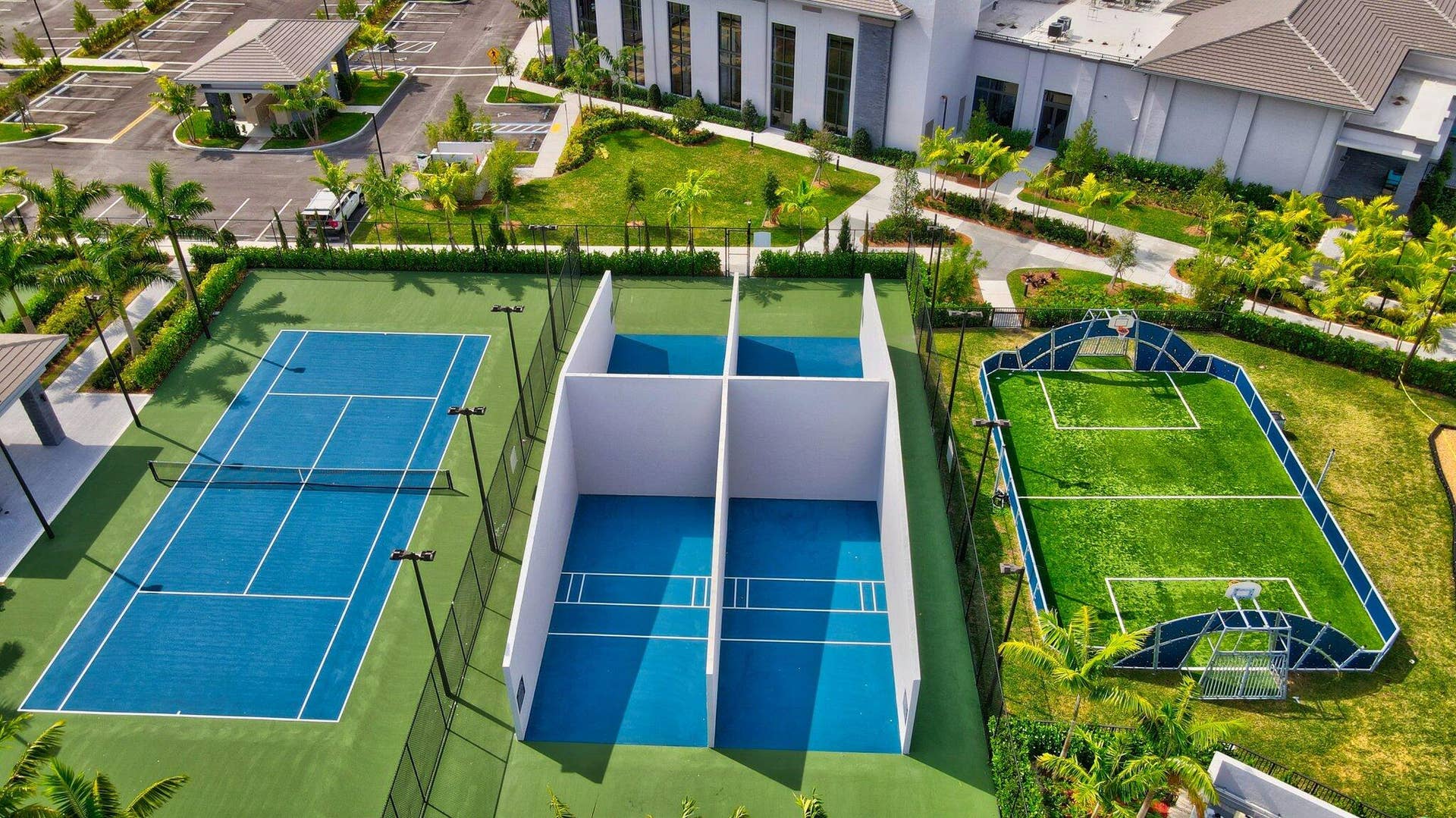 Cascata Tennis Courts