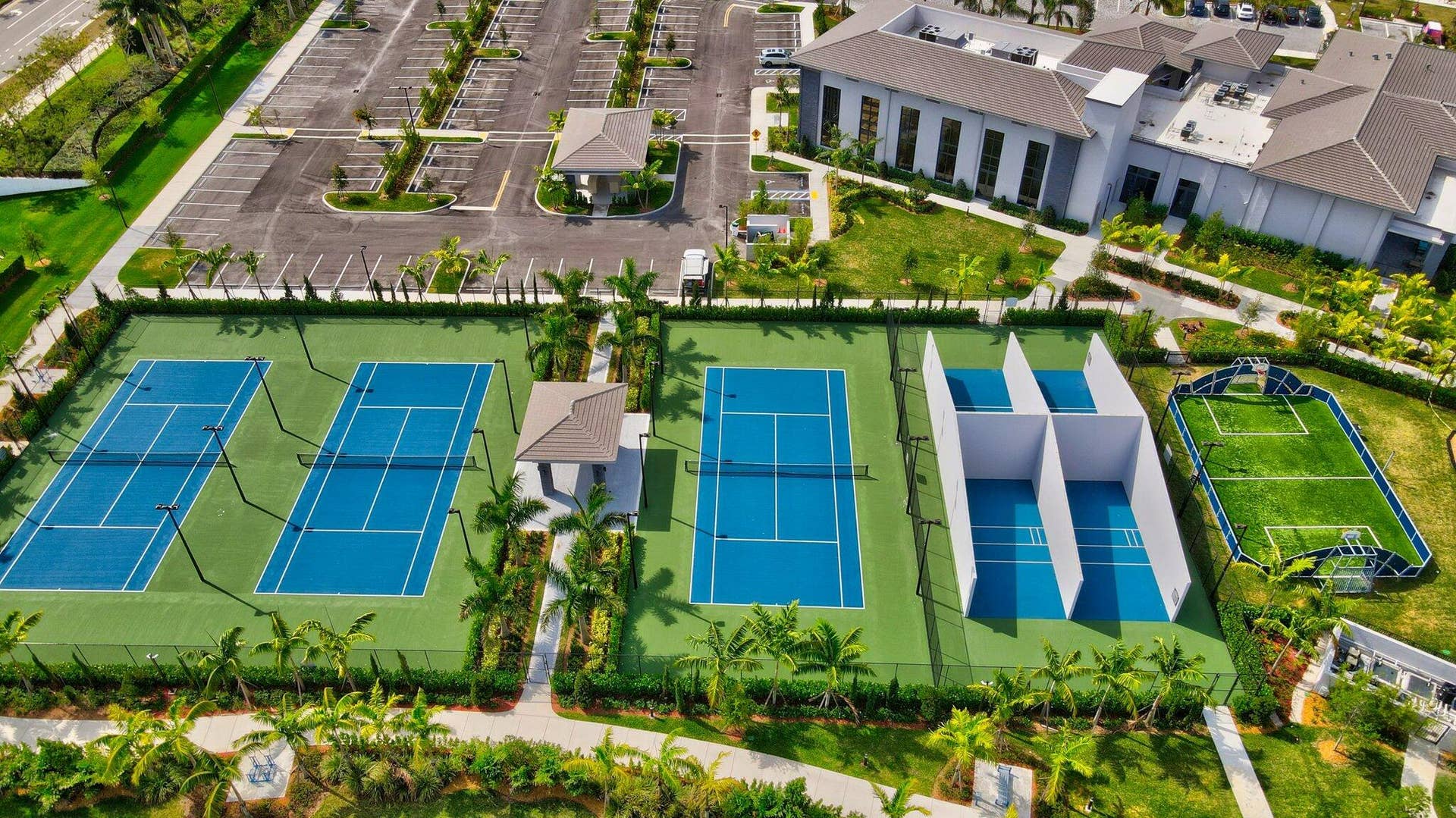 Cascata Tennis Courts