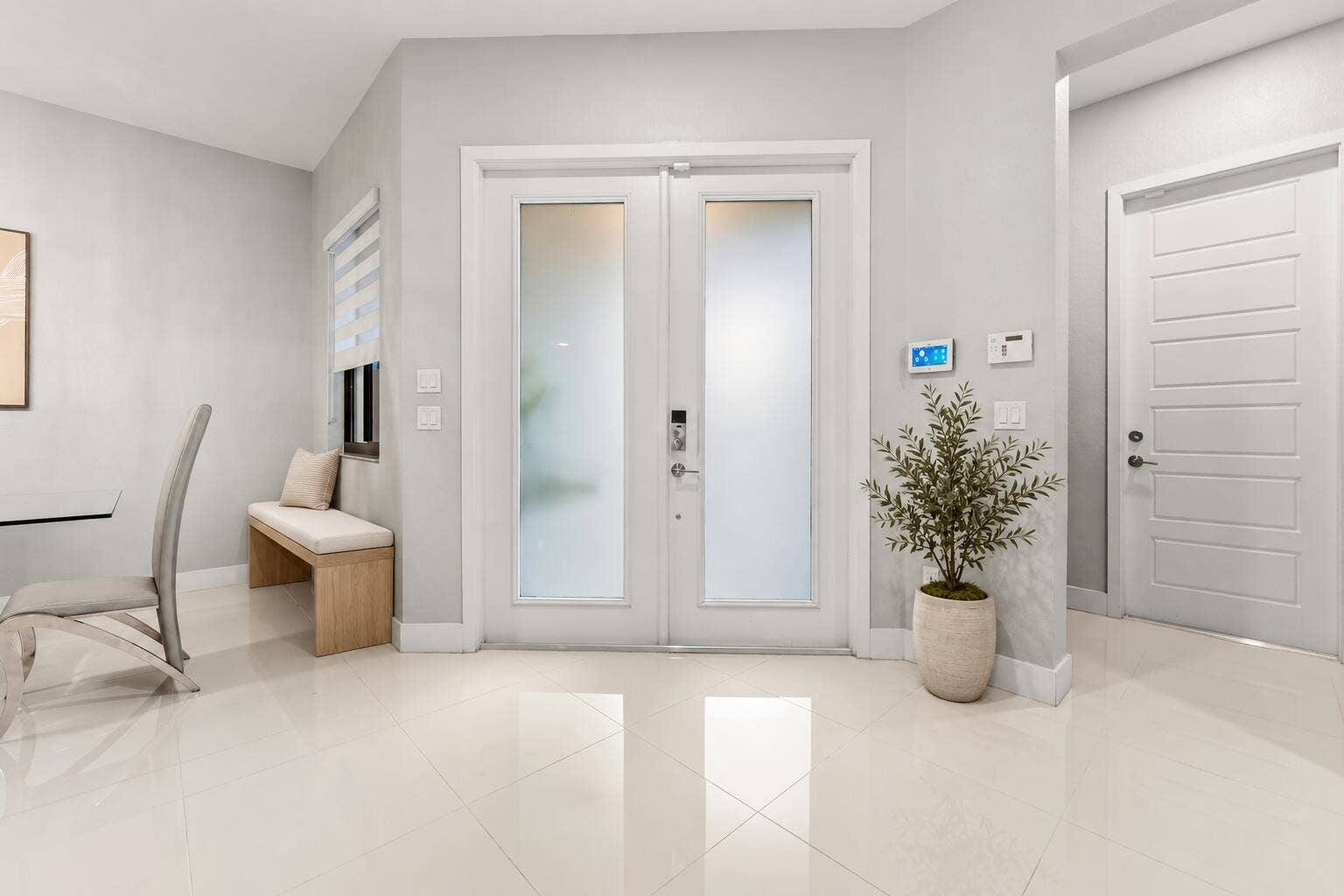 Foyer - Virtually staged