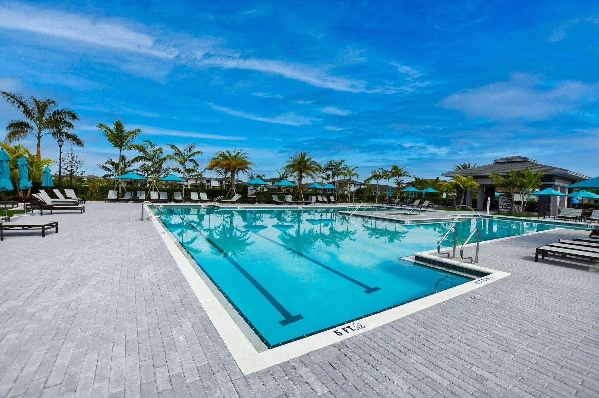 Cascata Pool