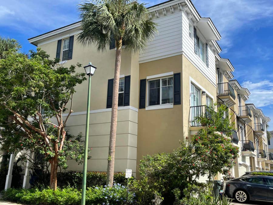Property photo for 552 NW 39th Circle N, Boca Raton, FL