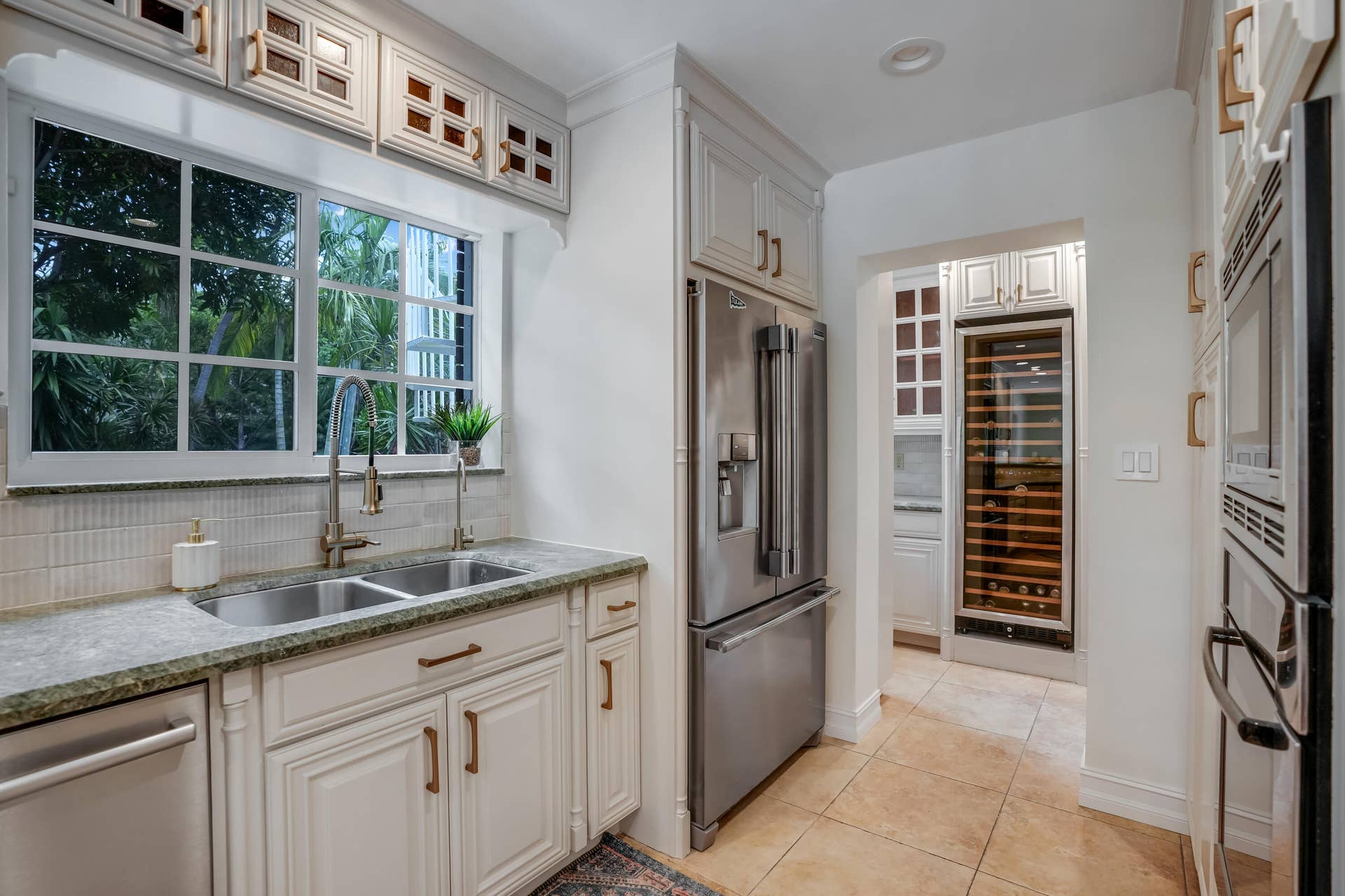 2400 N Riverside Drive, Pompano Beach, FL 33062 DSC09961