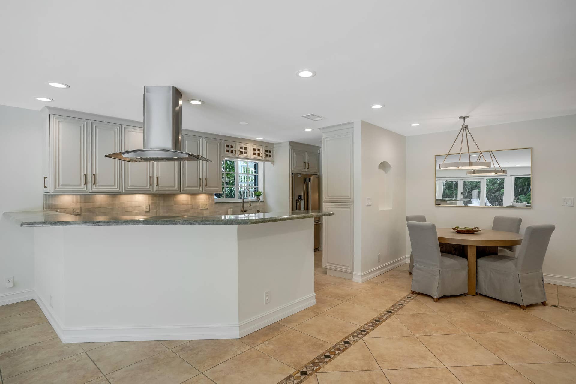 2400 N Riverside Drive, Pompano Beach, FL 33062 DSC09937