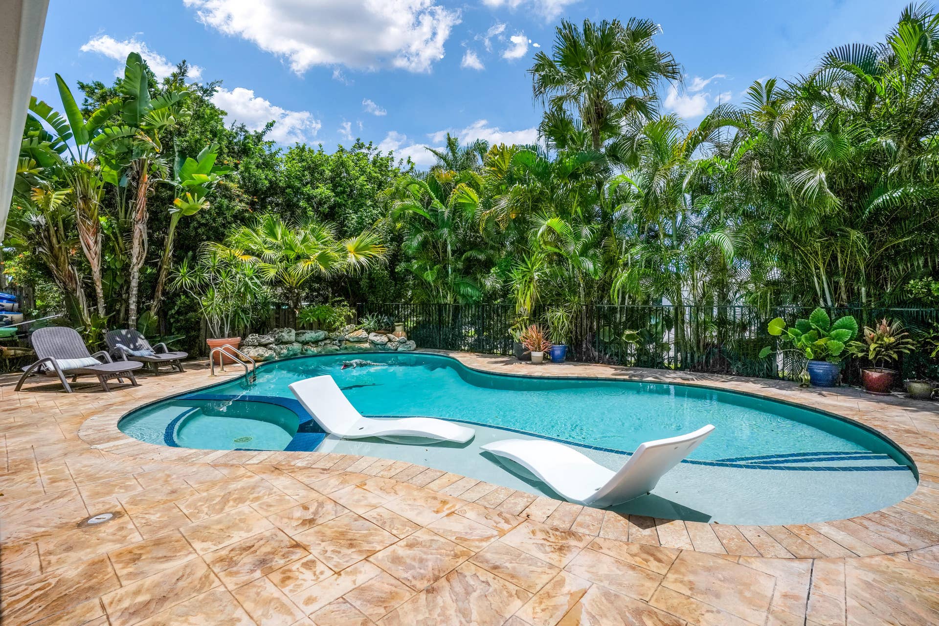 2400 N Riverside Drive, Pompano Beach, FL 33062 DSC09808