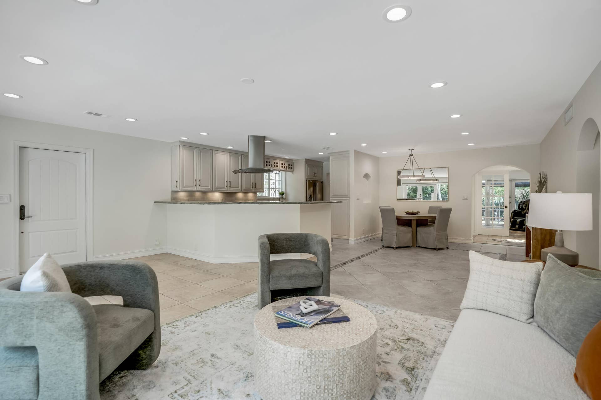2400 N Riverside Drive, Pompano Beach, FL 33062 DSC09934