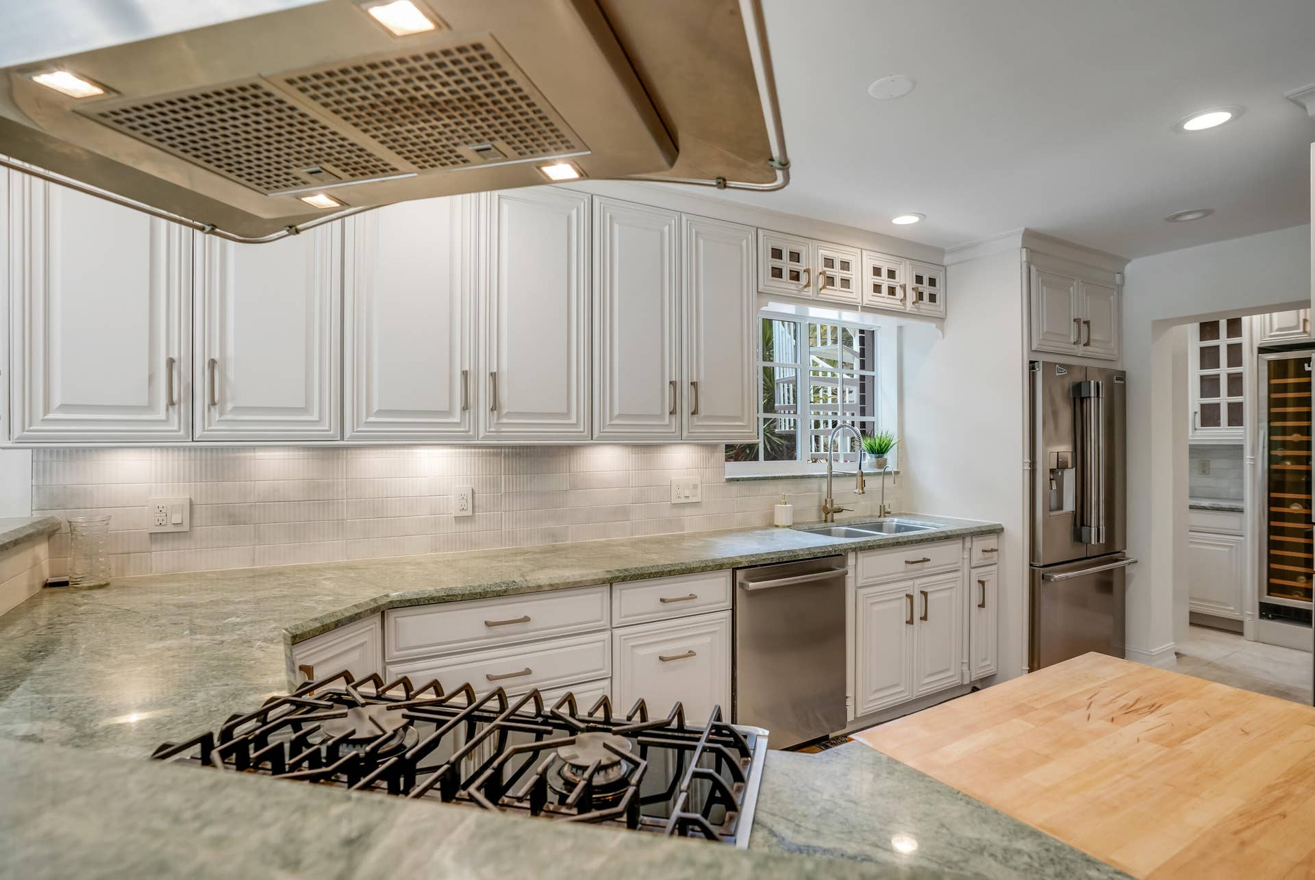 2400 N Riverside Drive, Pompano Beach, FL 33062 DSC09949