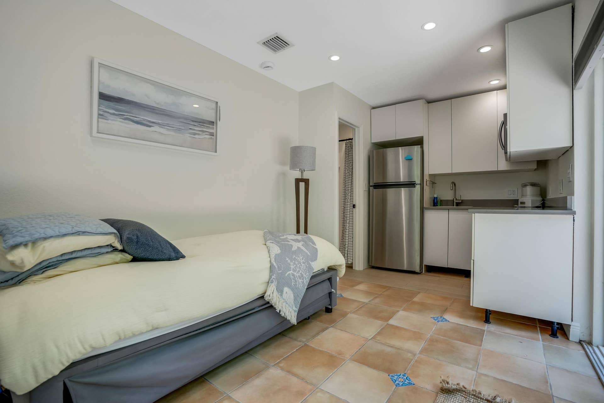 2400 N Riverside Drive, Pompano Beach, FL 33062 mother in law suite