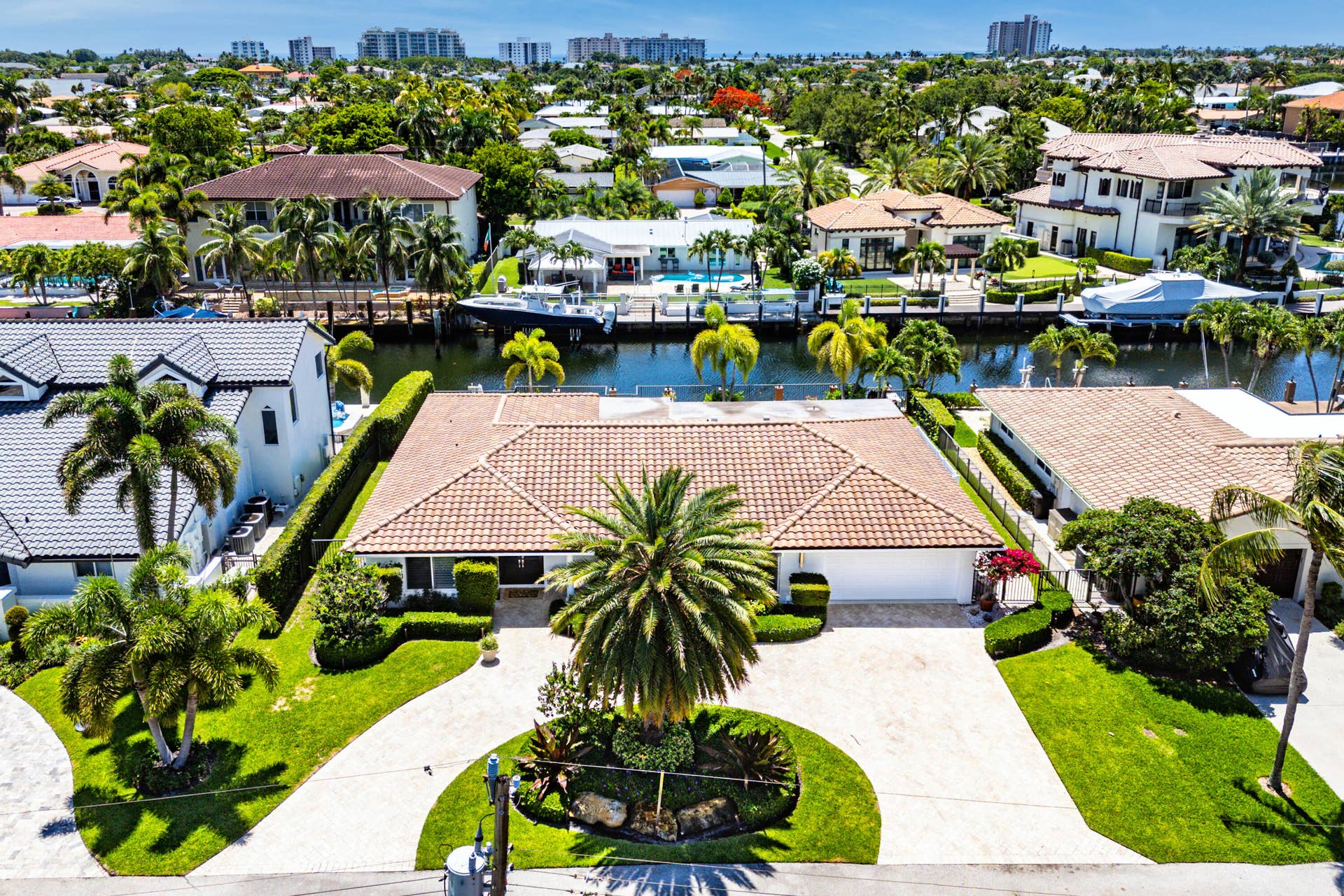 4230 NE 24th Avenue, Lighthouse Point, FL 33064 1