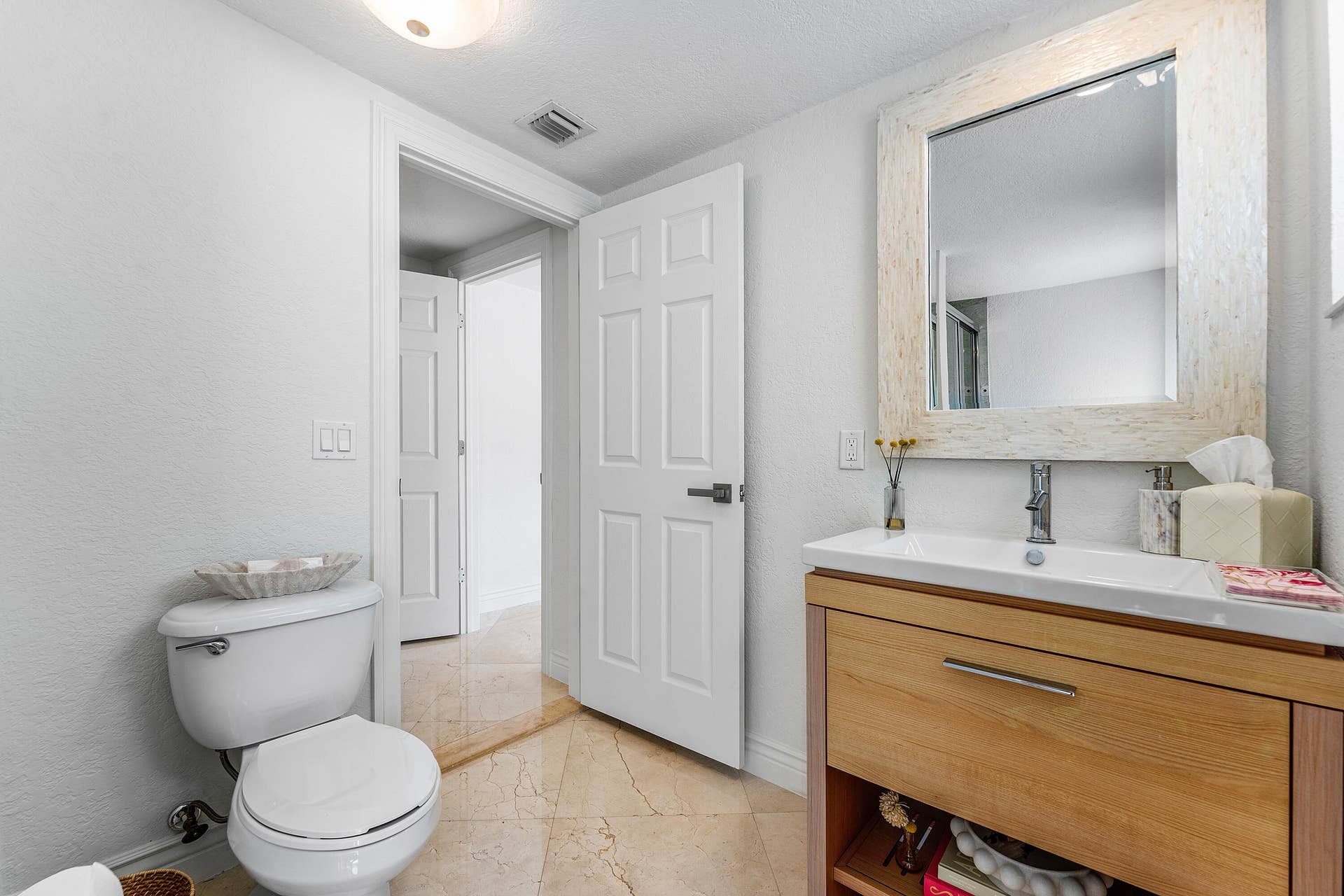 4230 NE 24th Avenue, Lighthouse Point, FL 33064 Cabana Bath / Guest bathroom #2