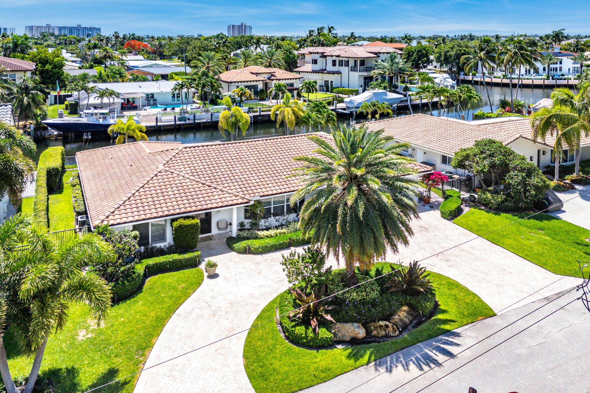 4230 NE 24th Avenue, Lighthouse Point, FL 33064 1