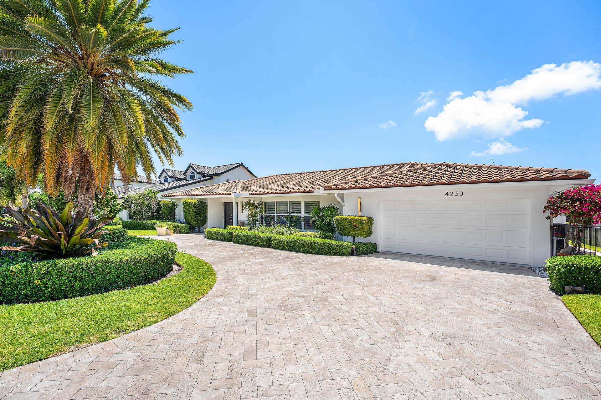 4230 NE 24th Avenue, Lighthouse Point, FL 33064 1