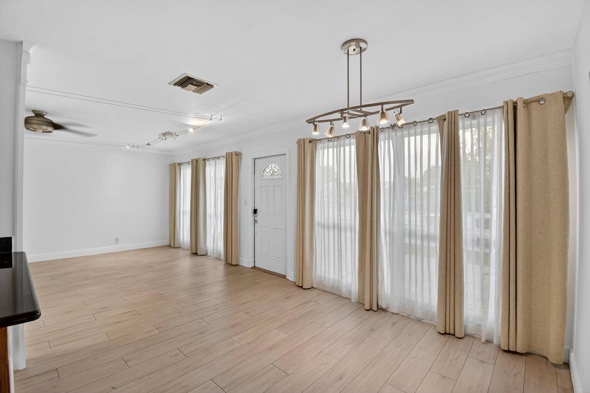 1606 NE 15th Avenue, #1606, Fort Lauderdale, FL 33305 11-web-or-mls-011_DSC_4683