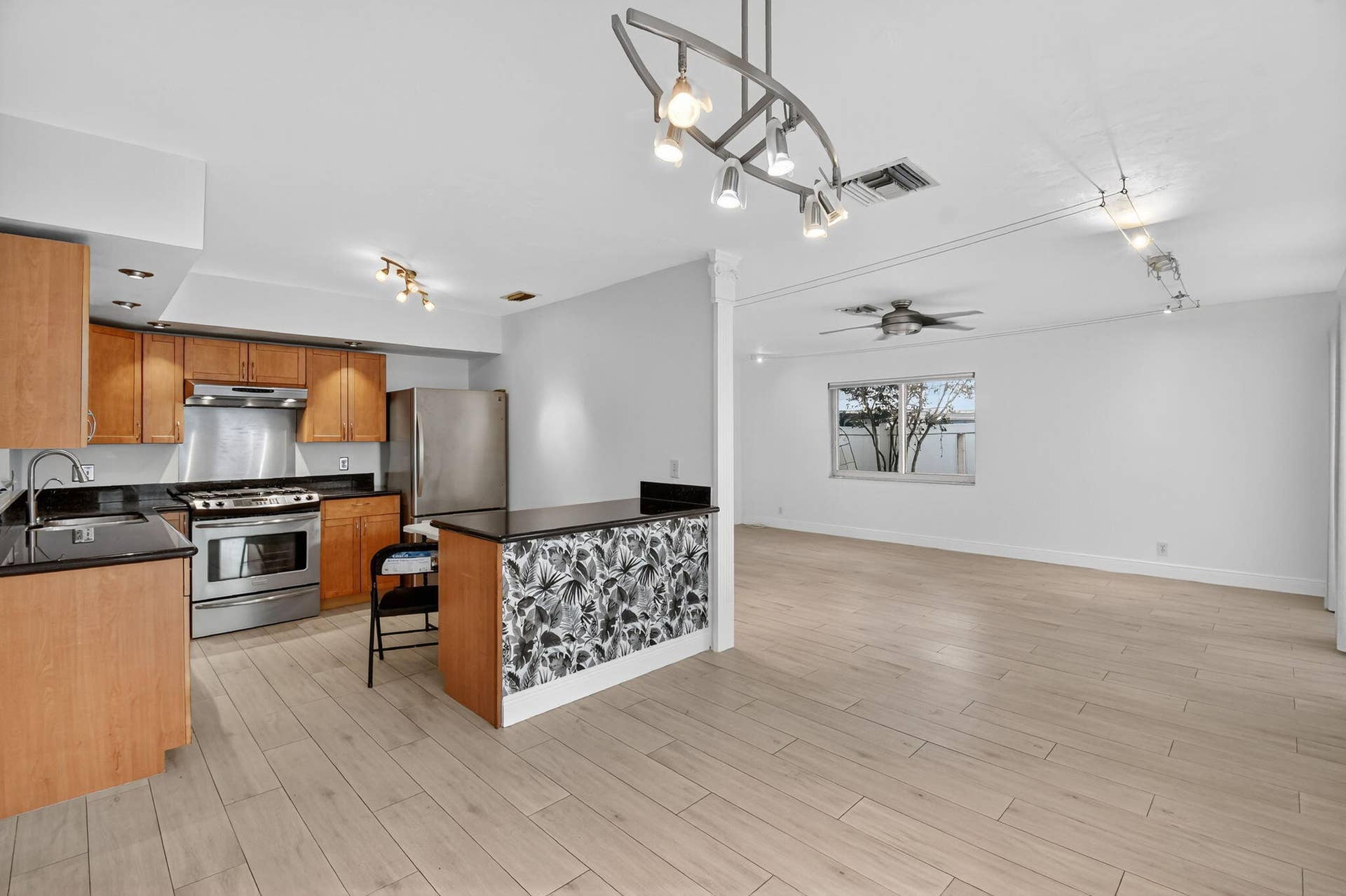 1606 NE 15th Avenue, #1606, Fort Lauderdale, FL 33305 12-web-or-mls-012_DSC_4688