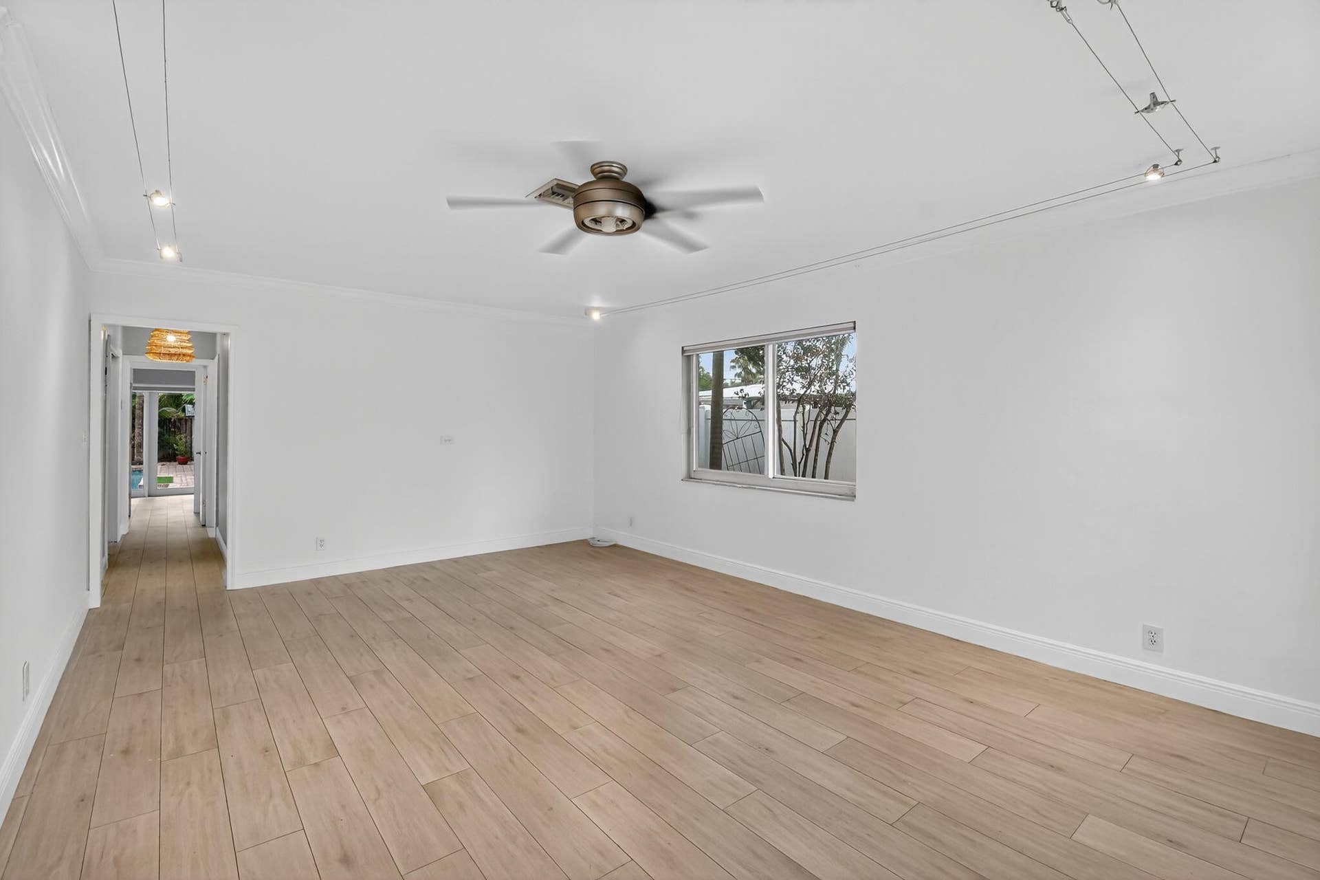 1606 NE 15th Avenue, #1606, Fort Lauderdale, FL 33305 8-web-or-mls-008_DSC_4663