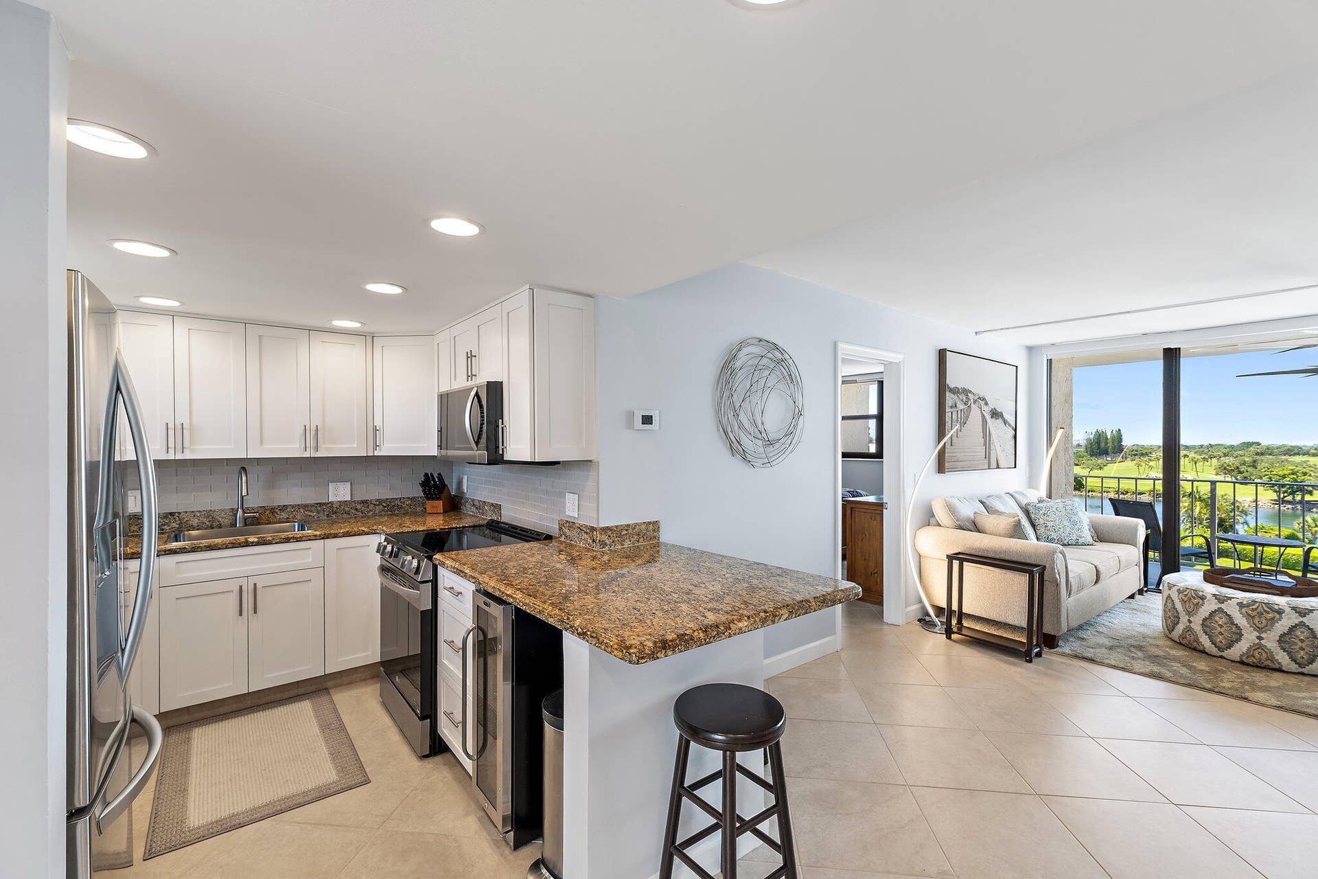 336 Golfview Road, #619, North Palm Beach, FL 33408 Kitchen