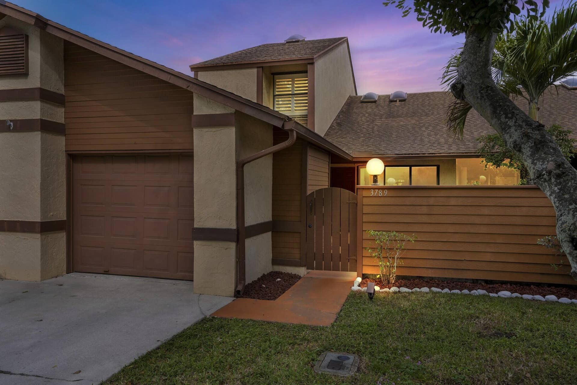 3789 Blue Ridge Rd - 2 story townhome with fenced courtyard