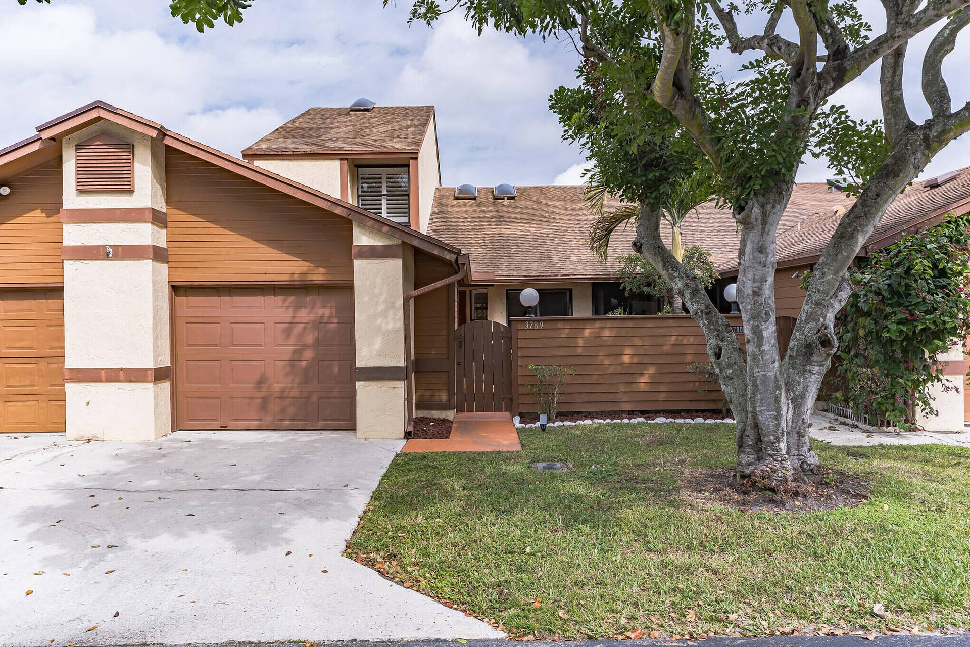 3789 Blue Ridge Rd - 2 story townhome with 1 car garage