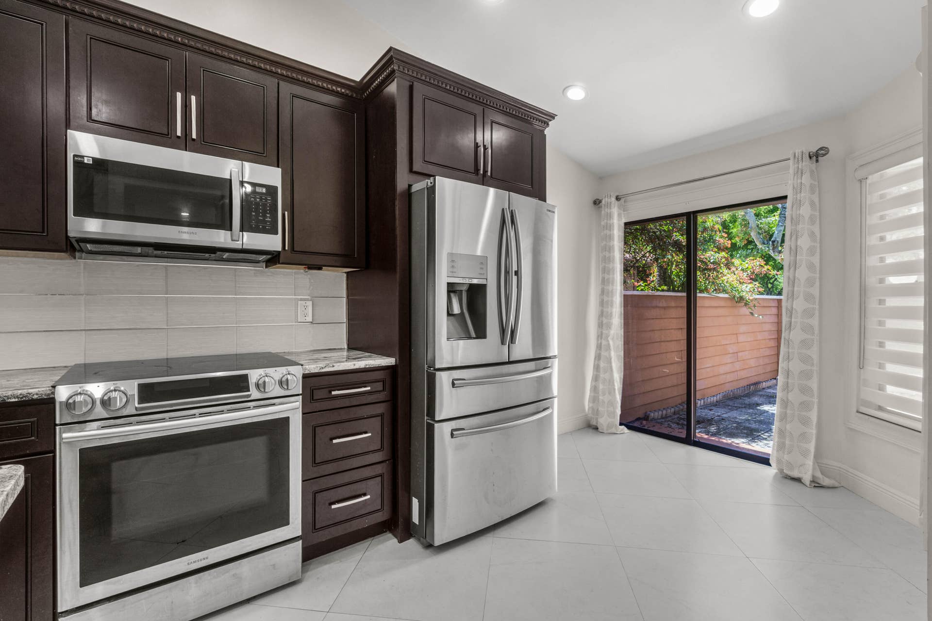 Light and Bright Breakfast Nook off Kitchen Area