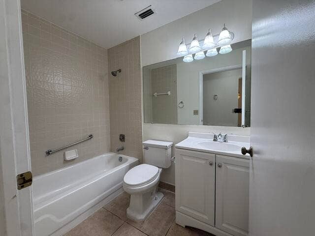1028 Green Pine Boulevard, #D, West Palm Beach, FL 33409 IMG_7692