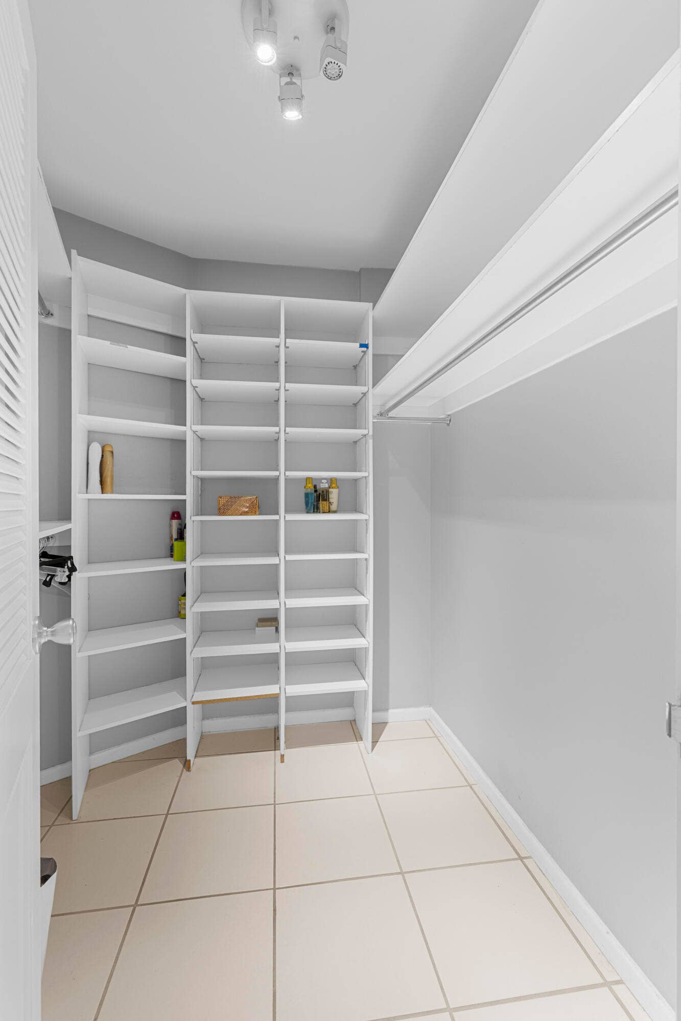 3000 Holiday Drive, #1505, Fort Lauderdale, FL 33316 R6II9456