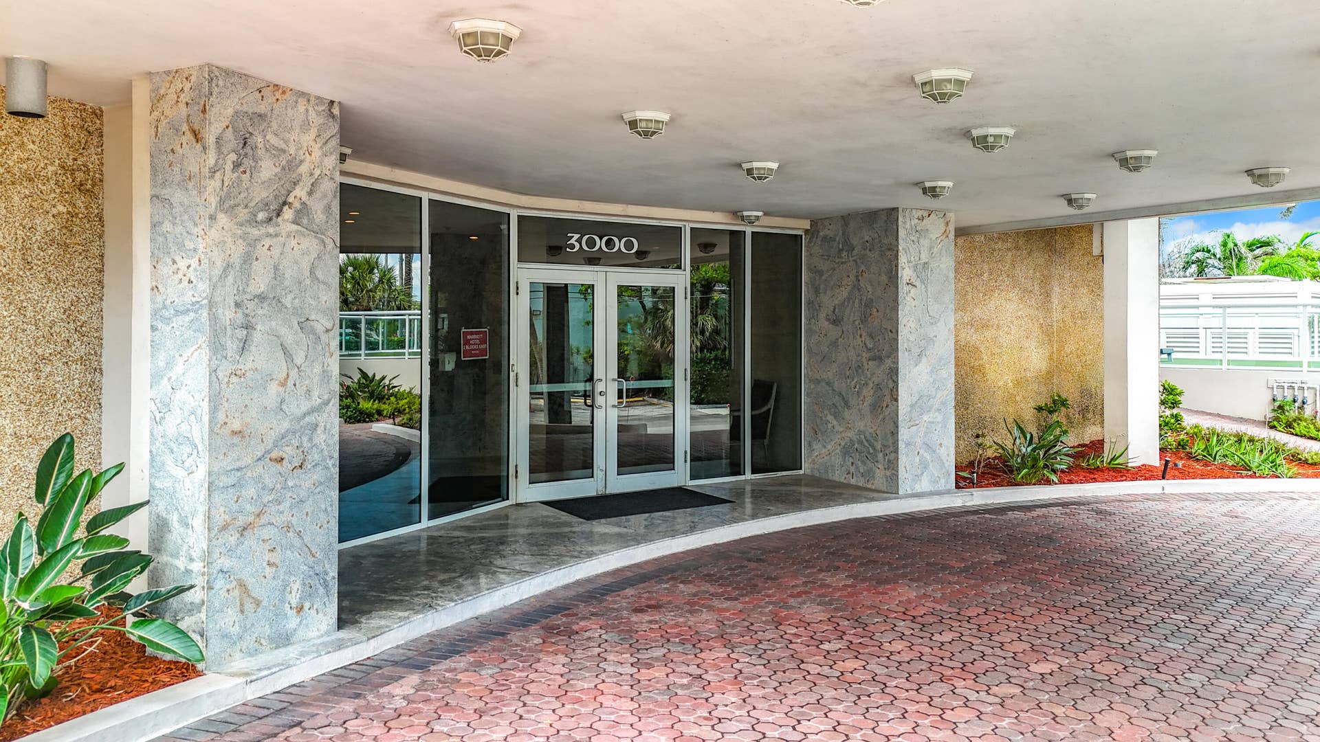 3000 Holiday Drive, #1505, Fort Lauderdale, FL 33316 3000 Holiday Drive #1206-15