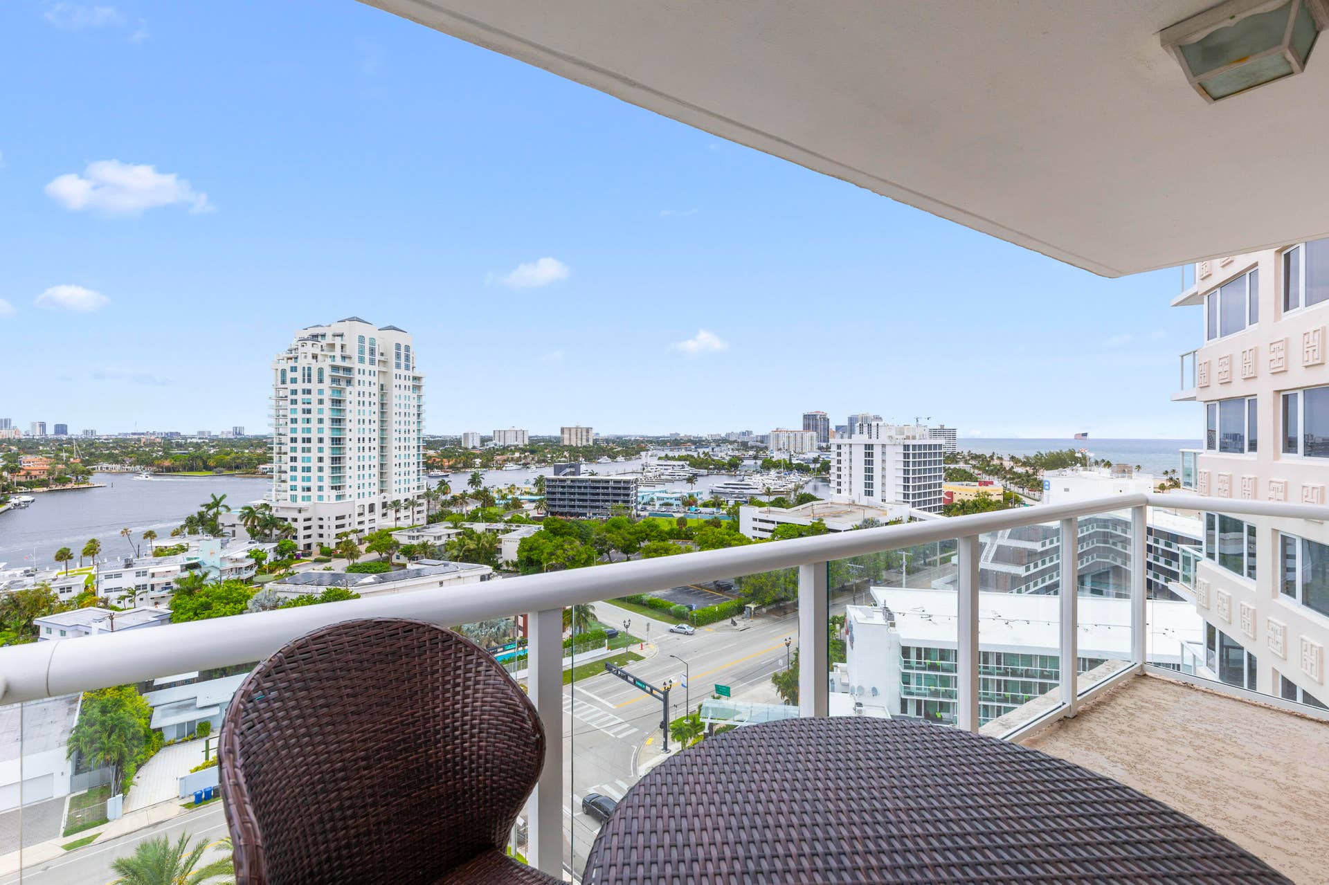 3000 Holiday Drive, #1505, Fort Lauderdale, FL 33316 R6II9414