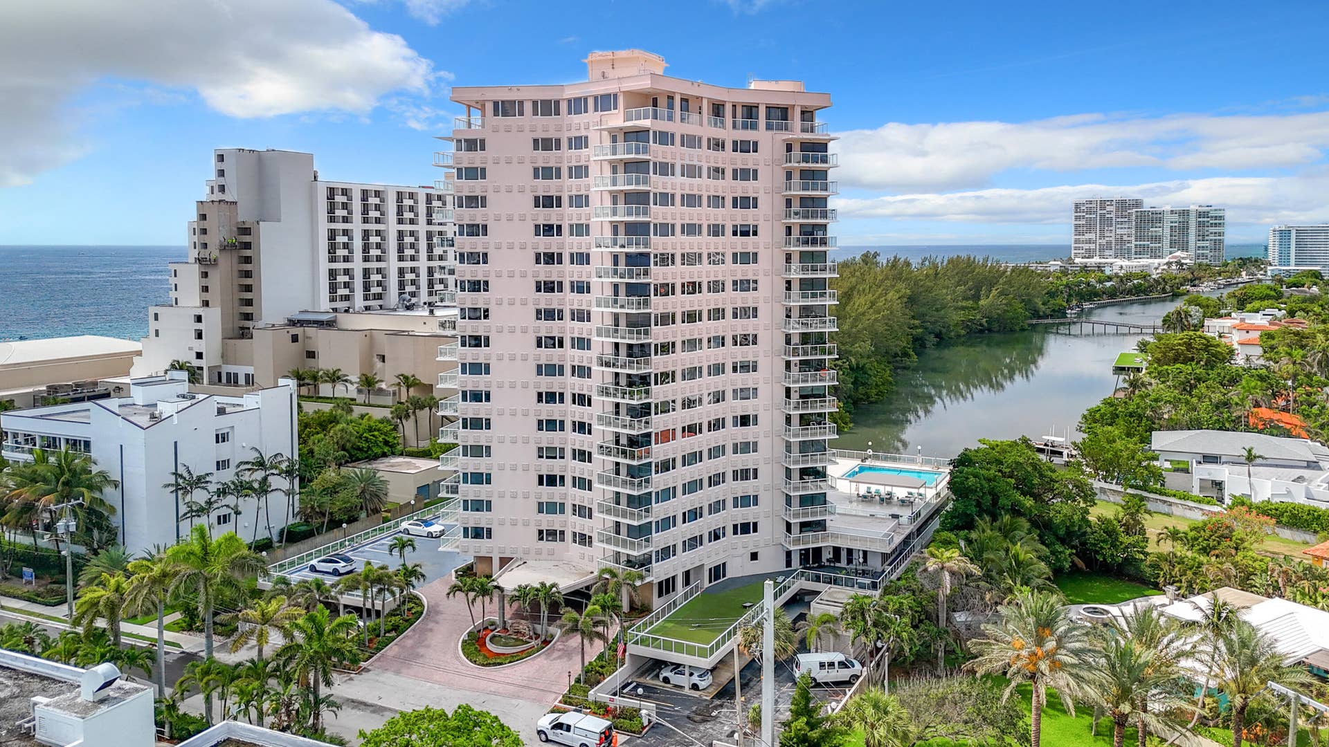 3000 Holiday Drive, #1505, Fort Lauderdale, FL 33316 3000 Holiday Drive #1206-9