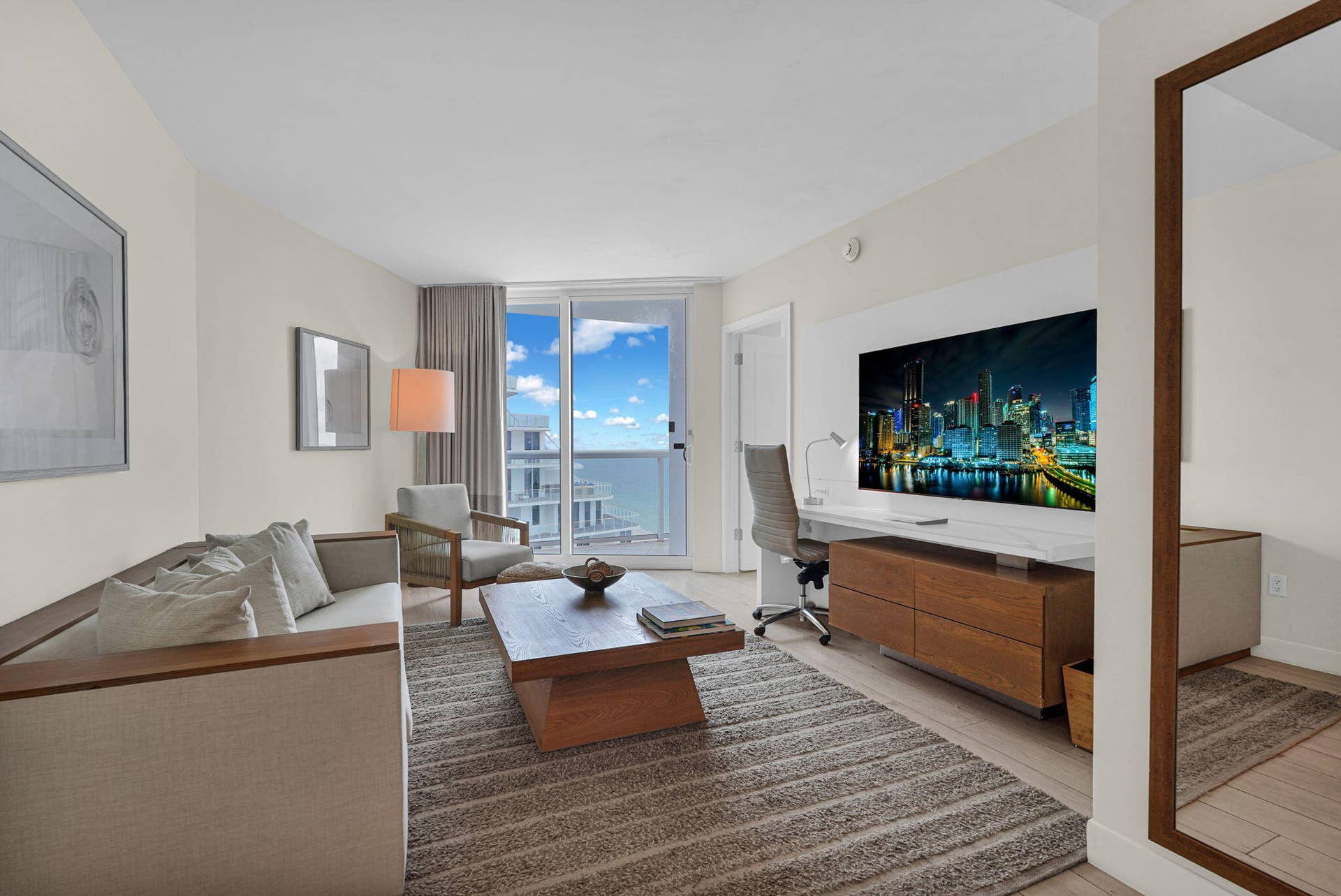 505 N Fort Lauderdale Beach Boulevard, #2214, Fort Lauderdale, FL 33304 10-web-or-mls-DSC02077