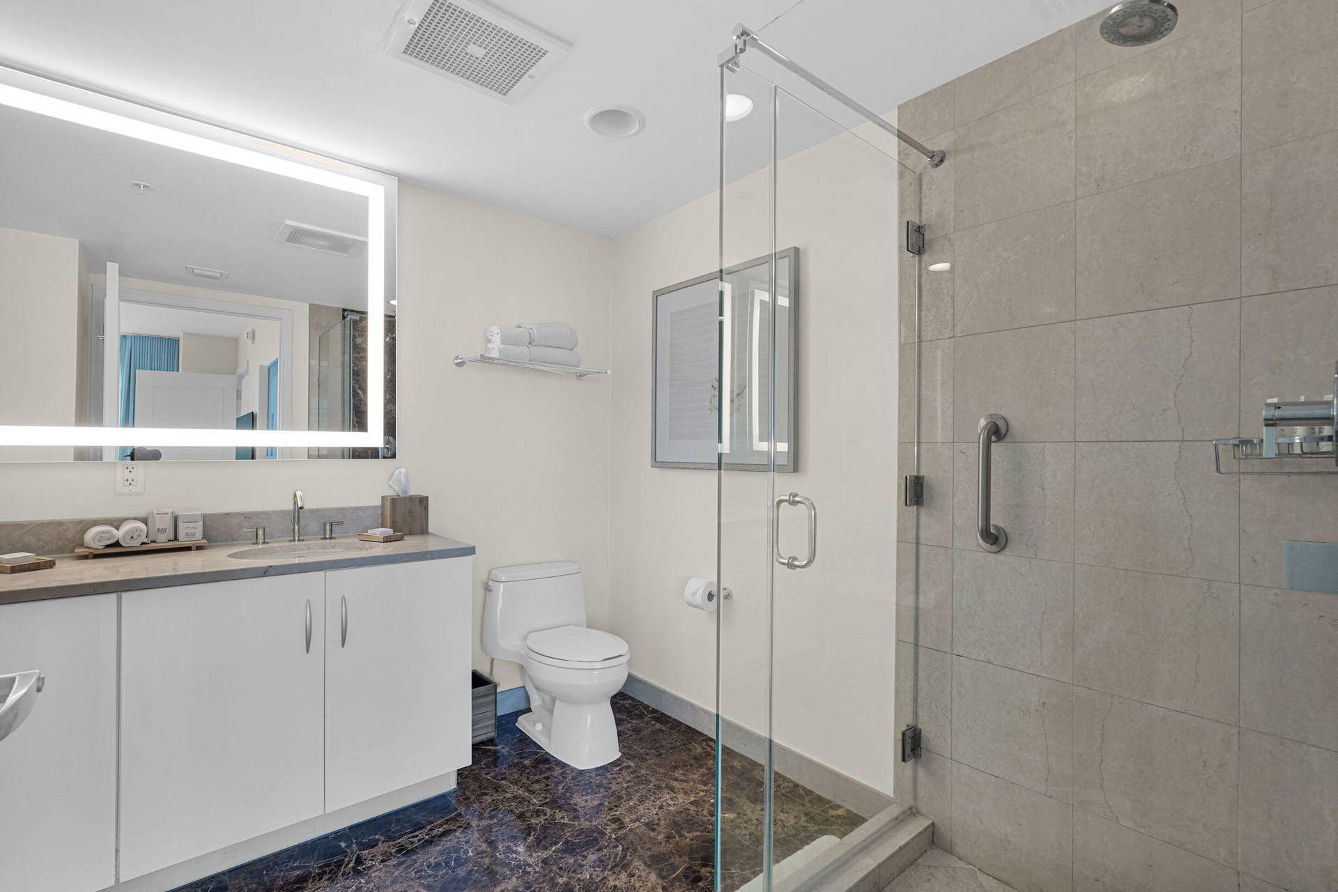 505 N Fort Lauderdale Beach Boulevard, #2214, Fort Lauderdale, FL 33304 25-web-or-mls-DSC02436