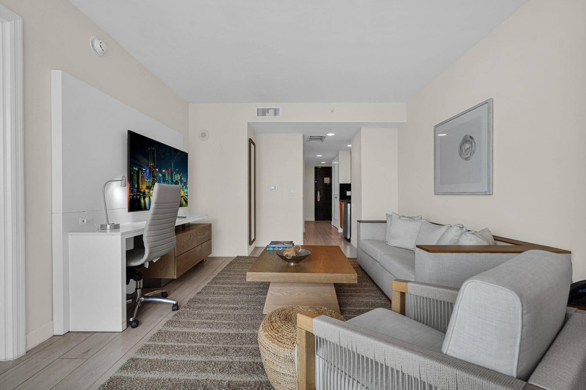 505 N Fort Lauderdale Beach Boulevard, #2214, Fort Lauderdale, FL 33304 16-web-or-mls-DSC02220