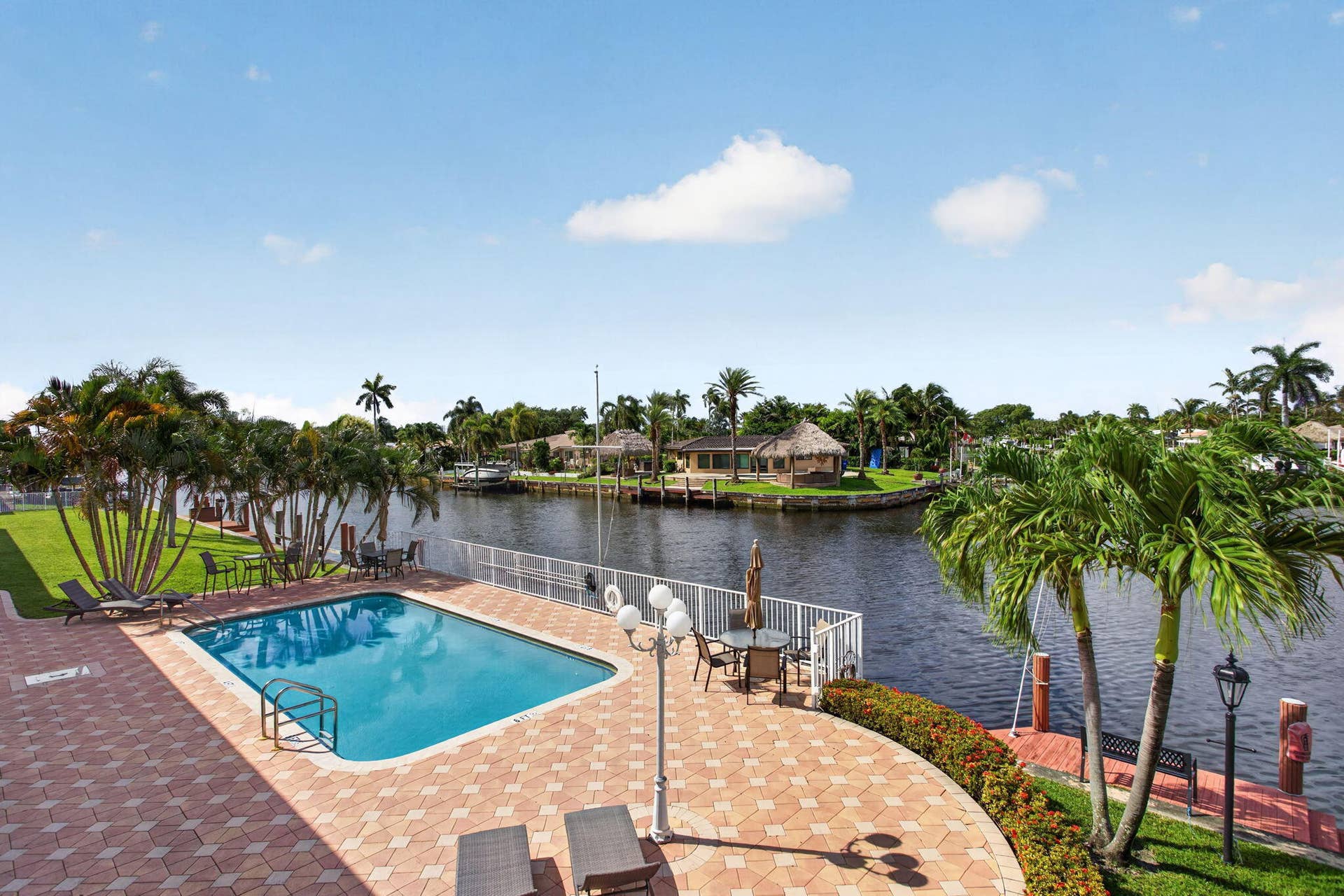 800 Pine Drive, #13, Pompano Beach, FL 33060 19-web-or-mls-800-1999